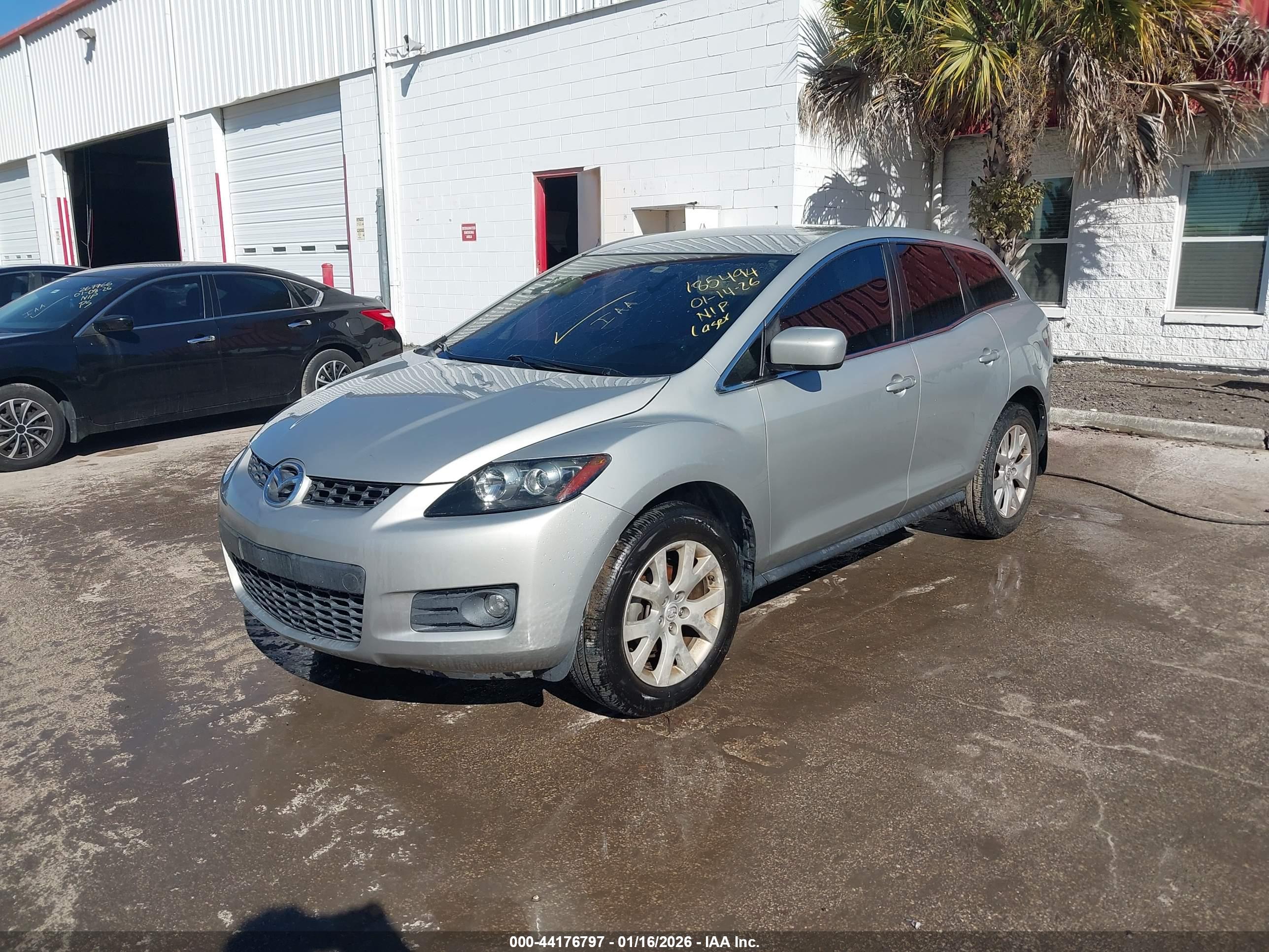 MAZDA CX-7 image 2