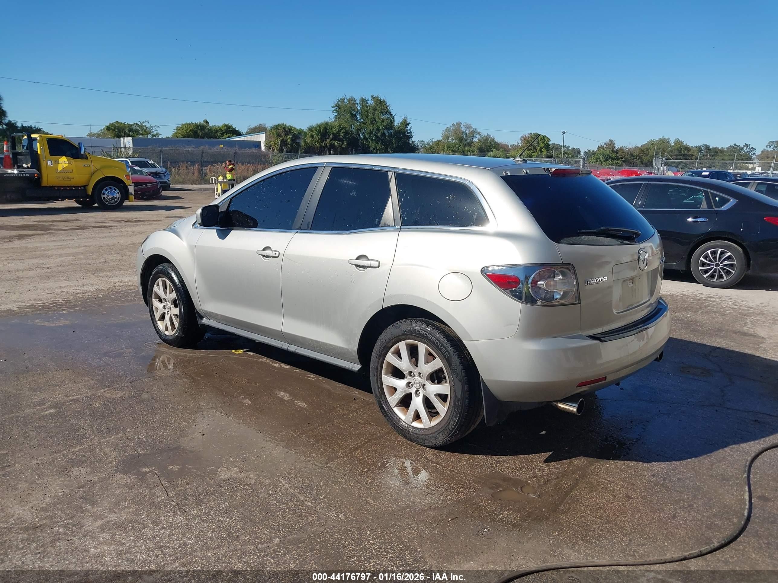 MAZDA CX-7 image 3