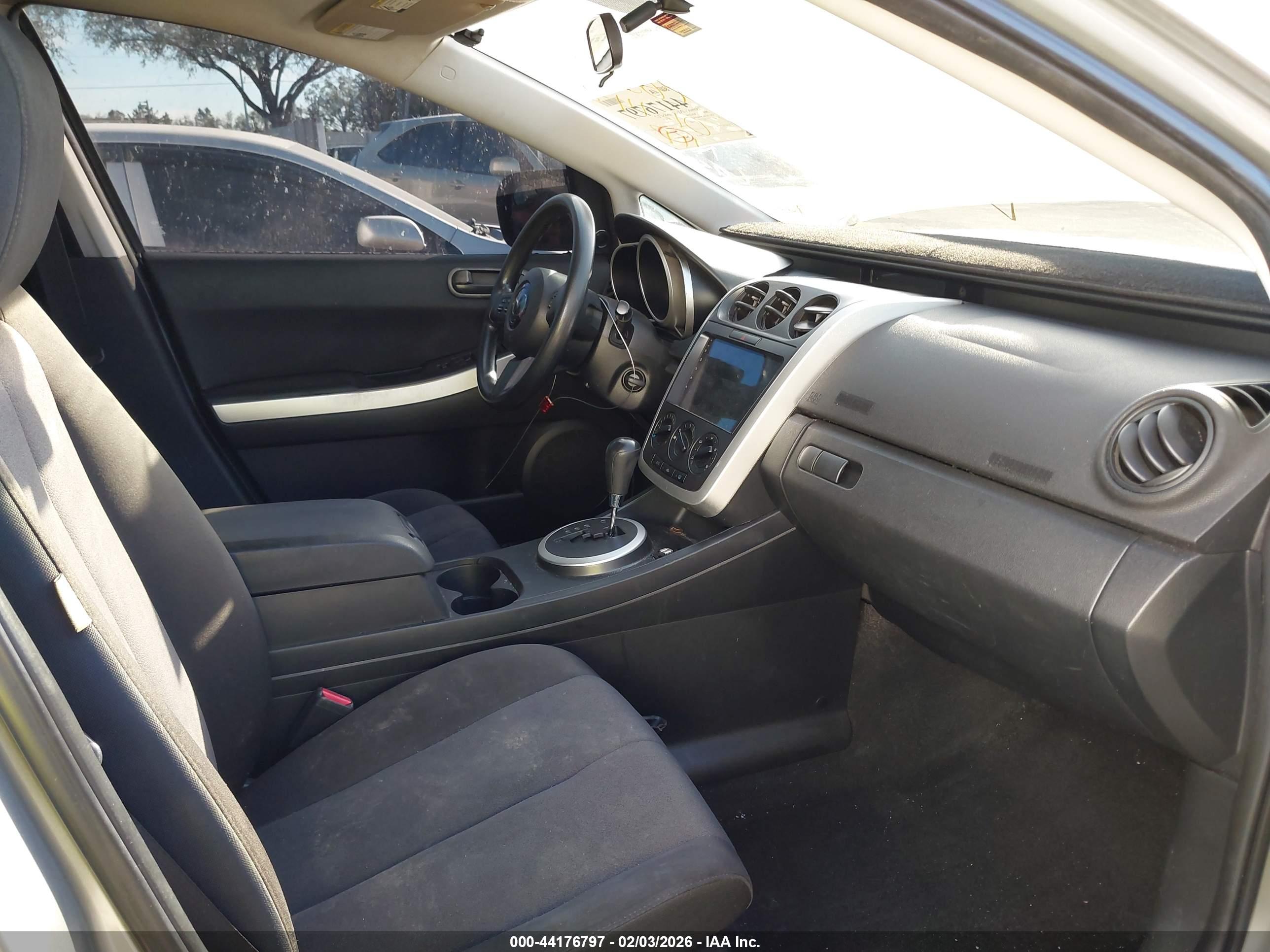 MAZDA CX-7 image 5