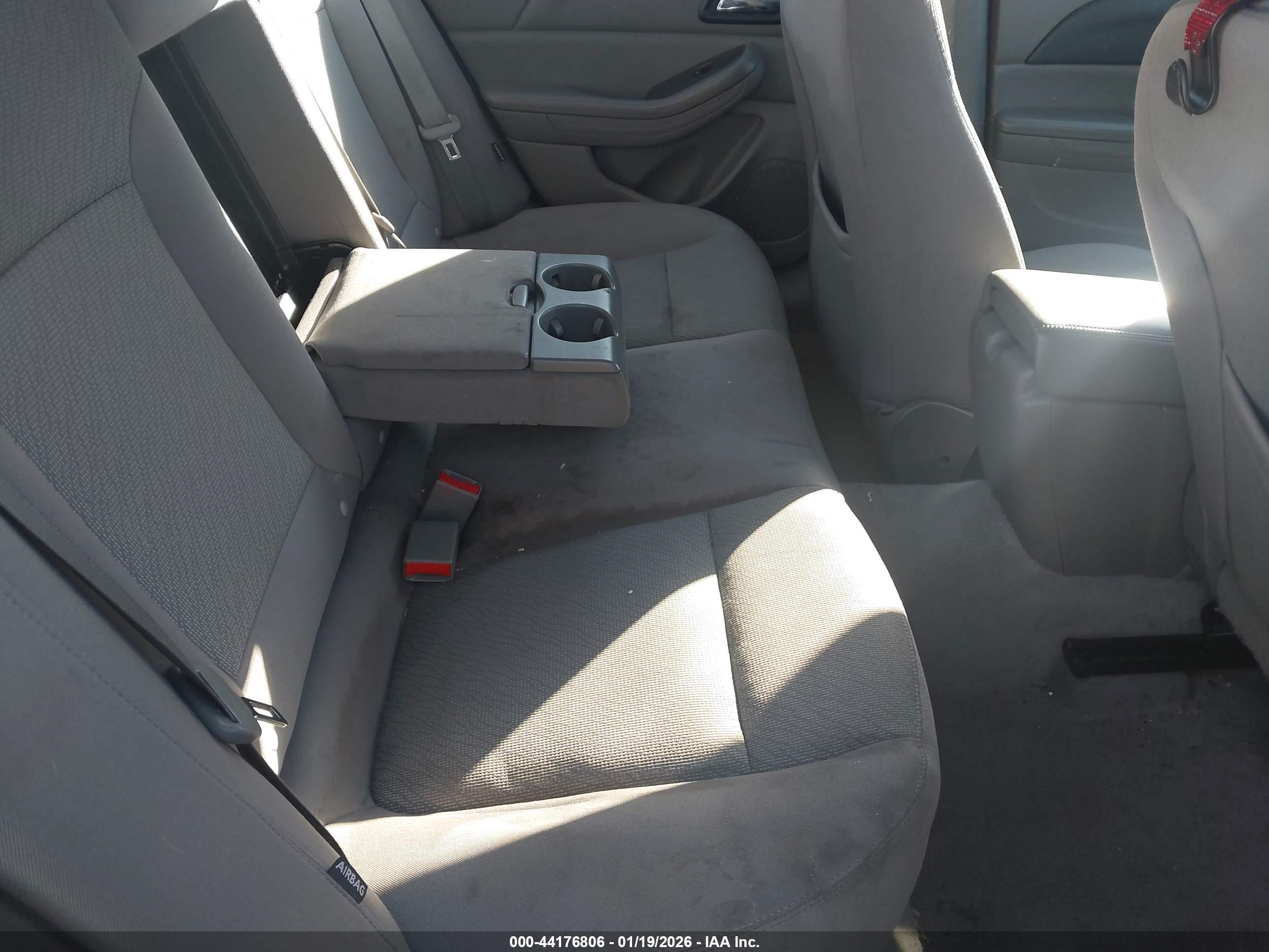 CHEVROLET MALIBU image 8