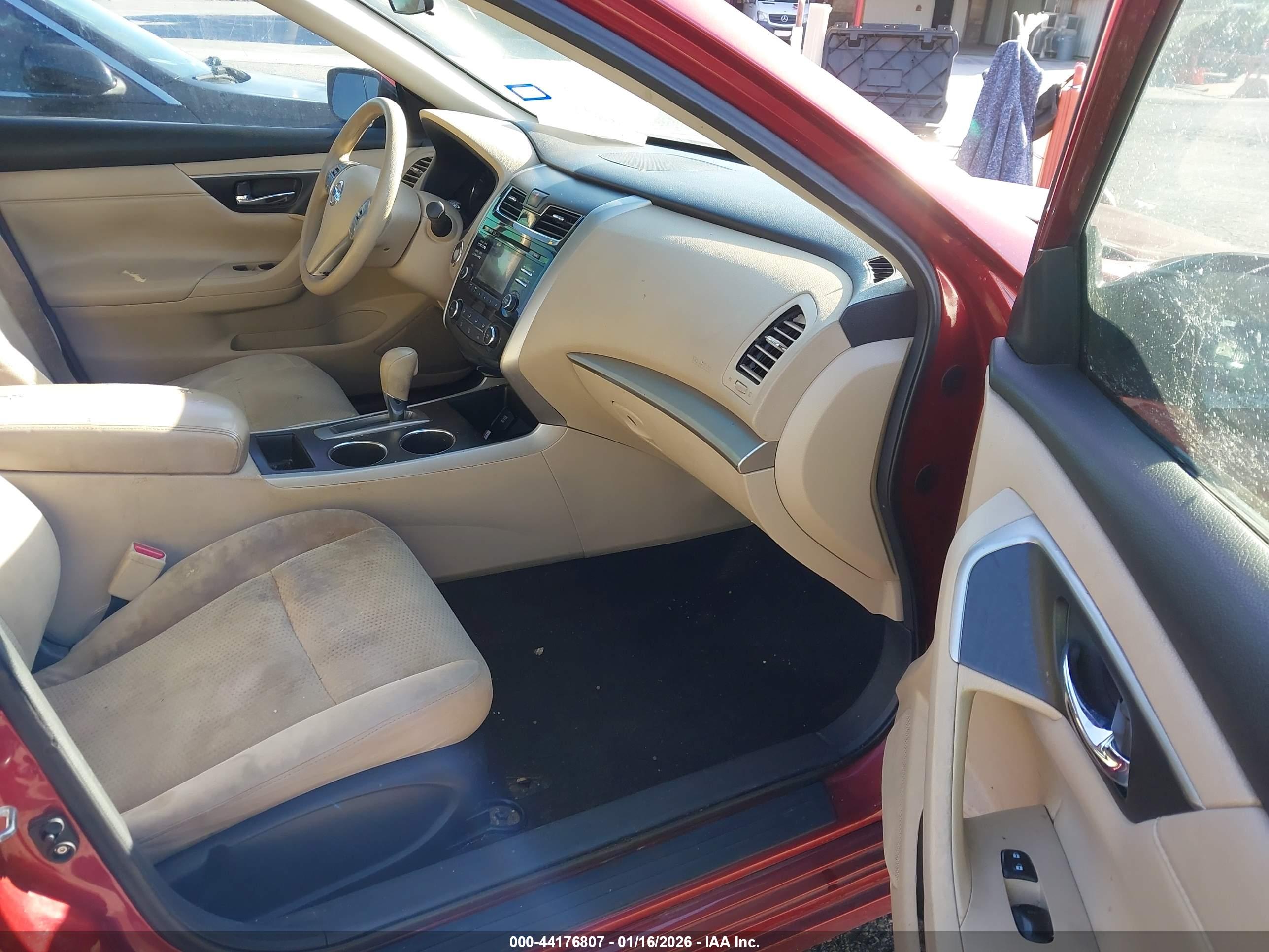 NISSAN ALTIMA image 5