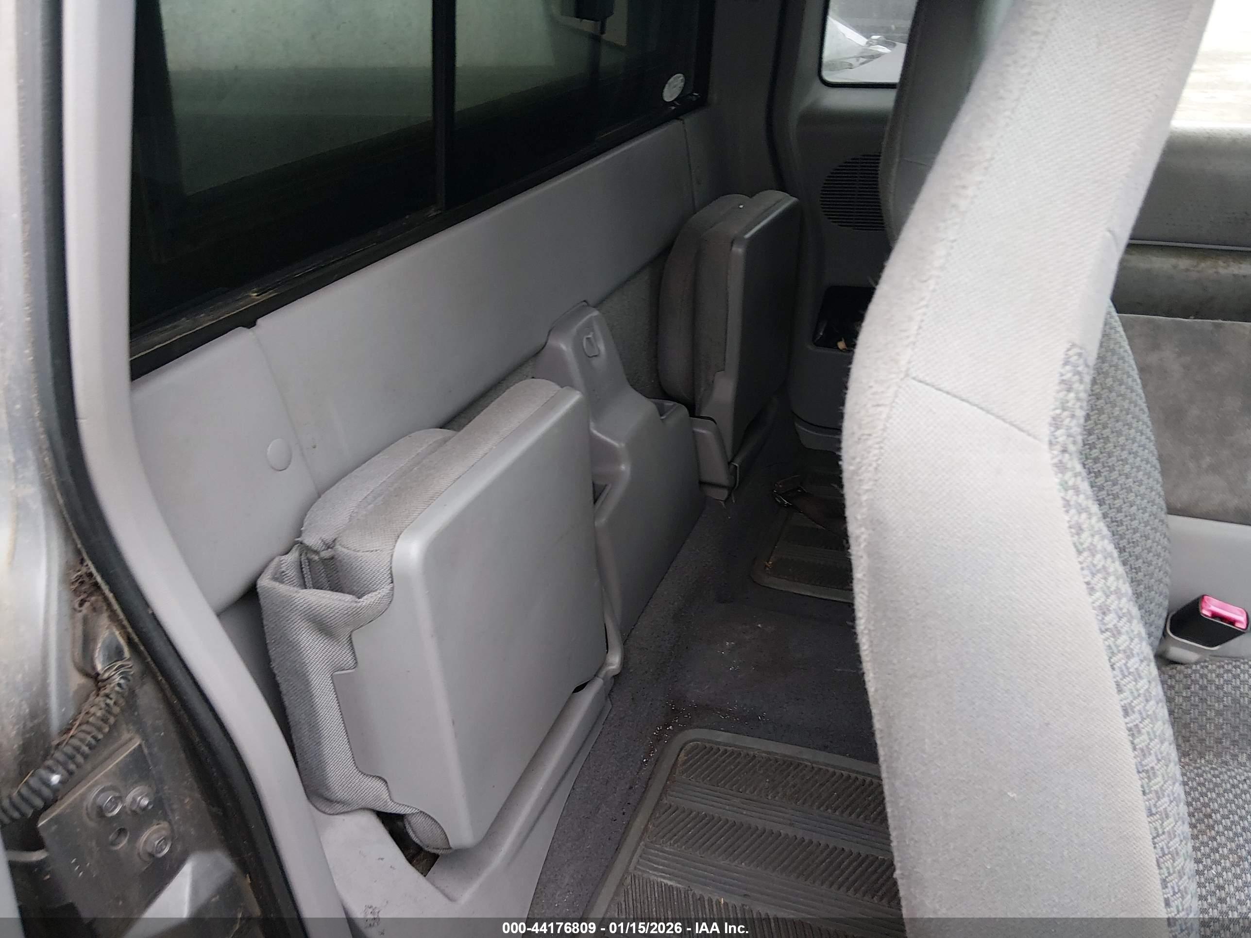 FORD RANGER image 8