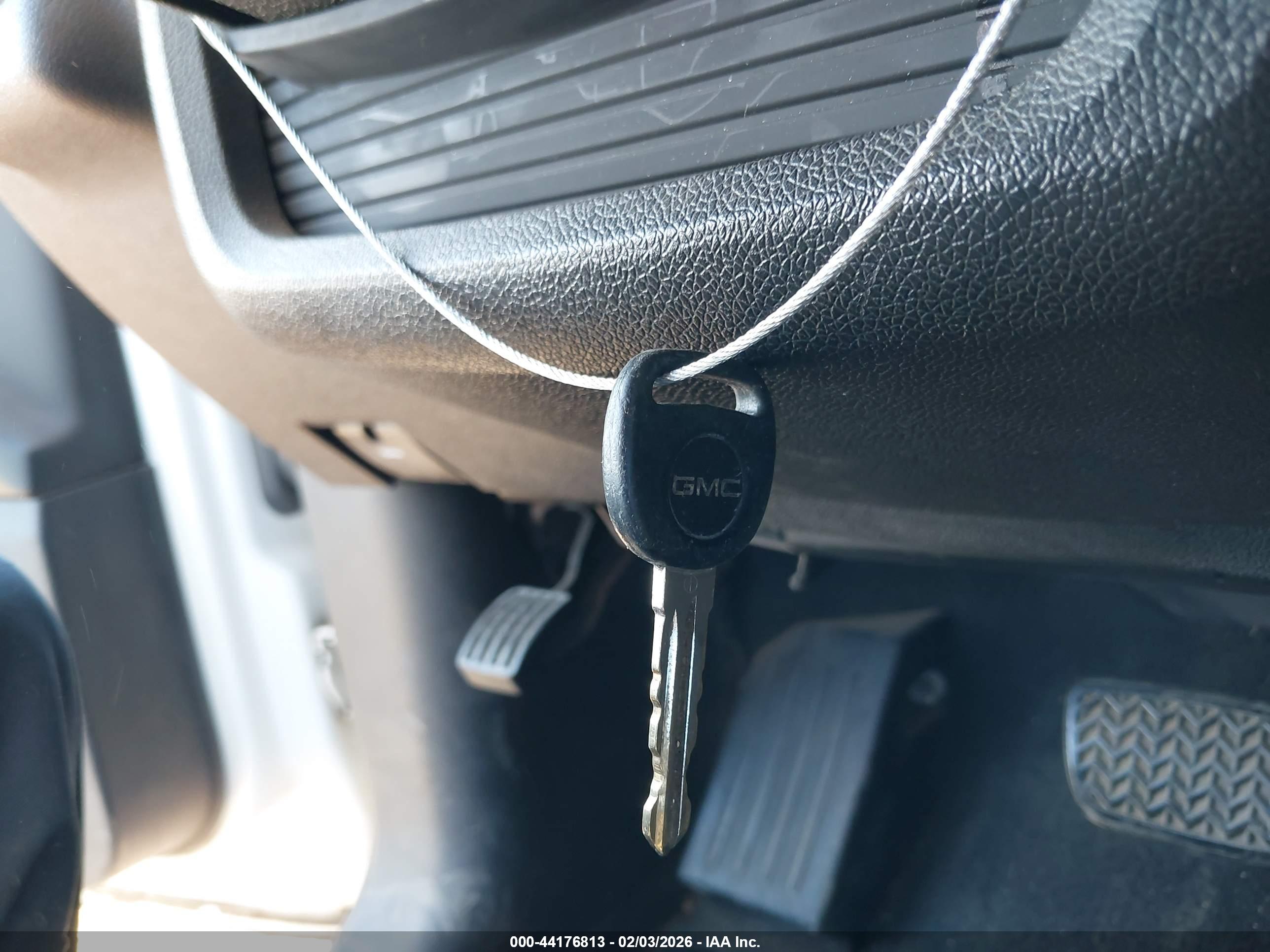 GMC ACADIA image 11