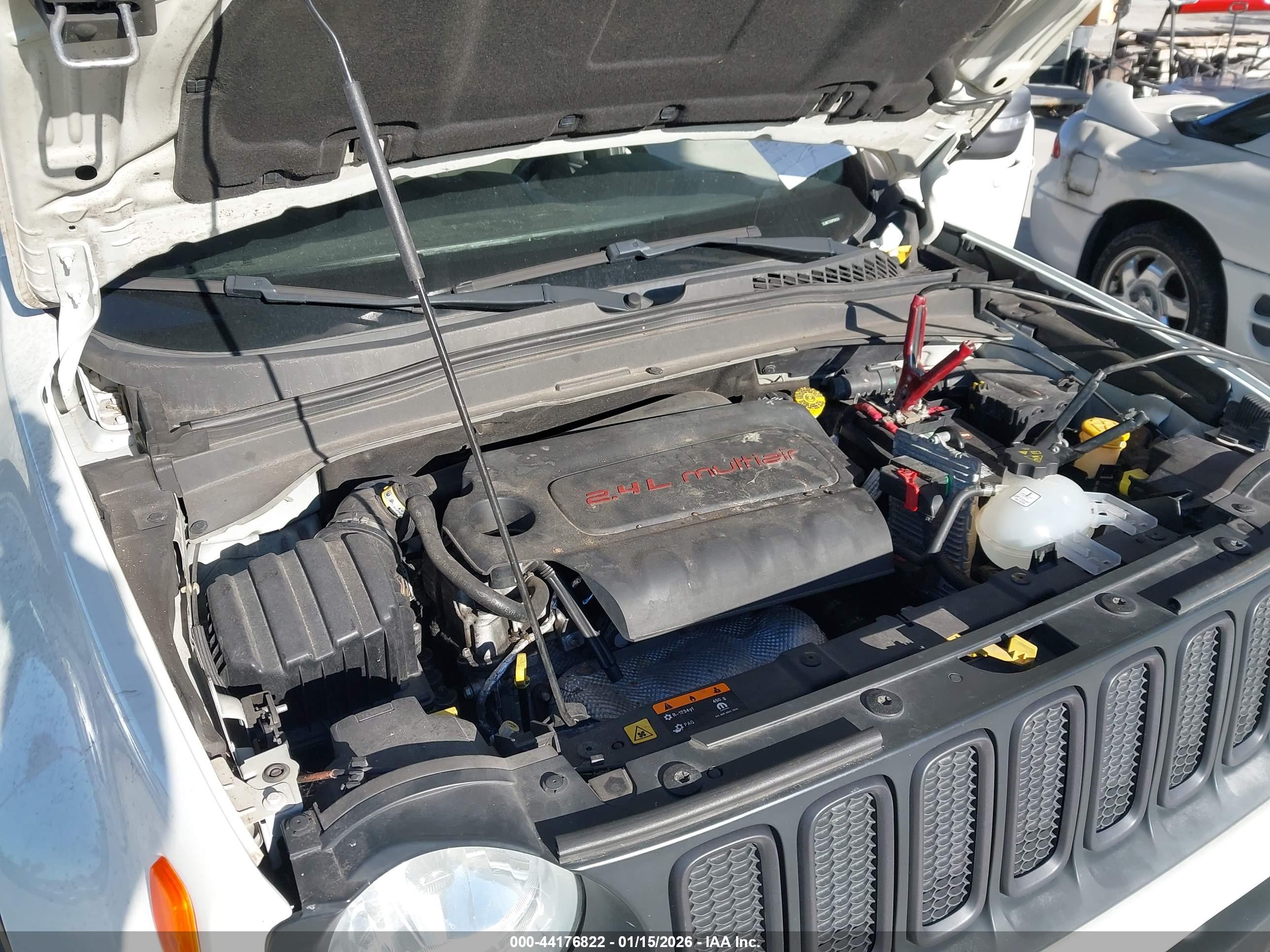 JEEP RENEGADE image 10