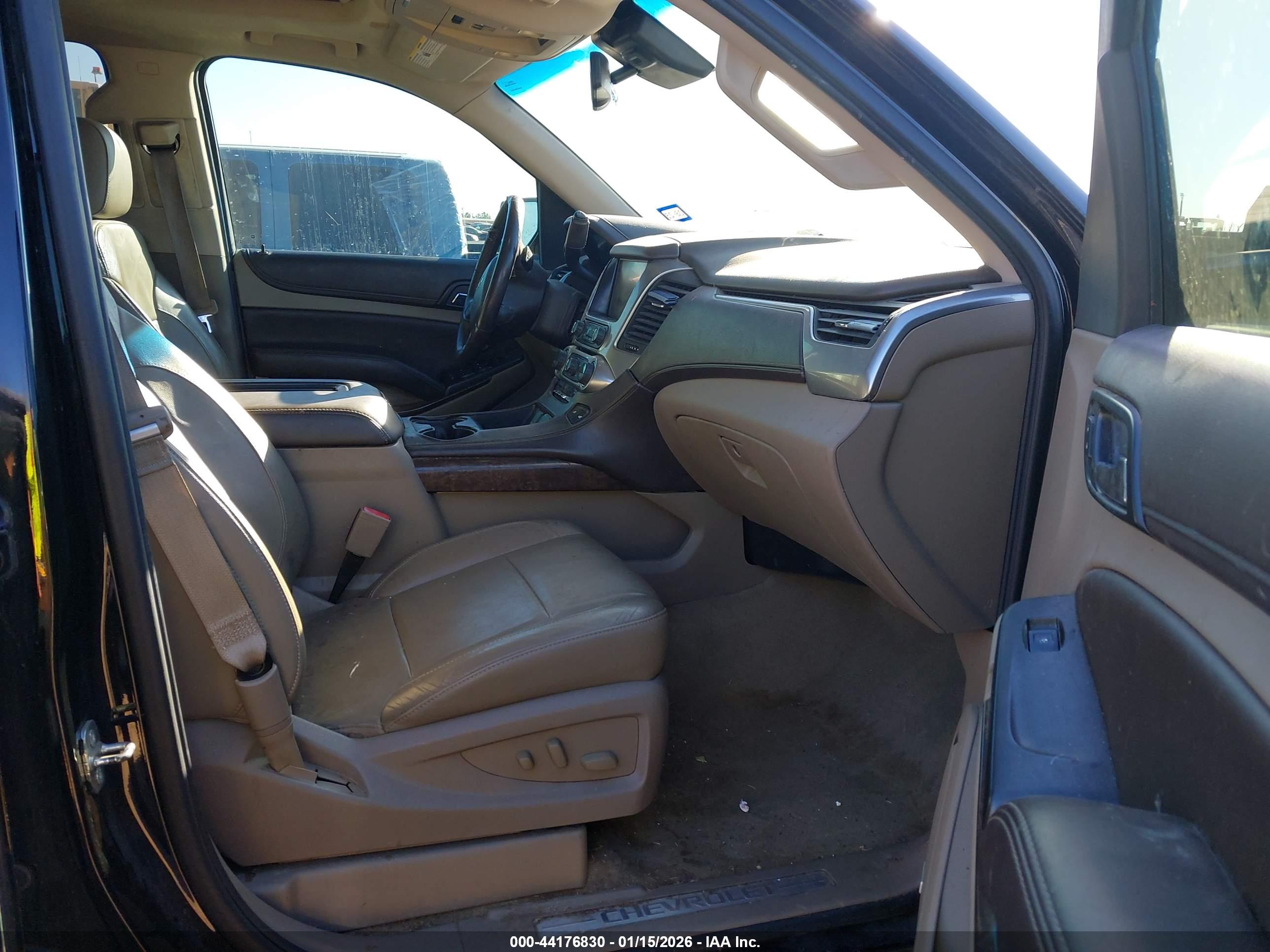 CHEVROLET TAHOE image 5