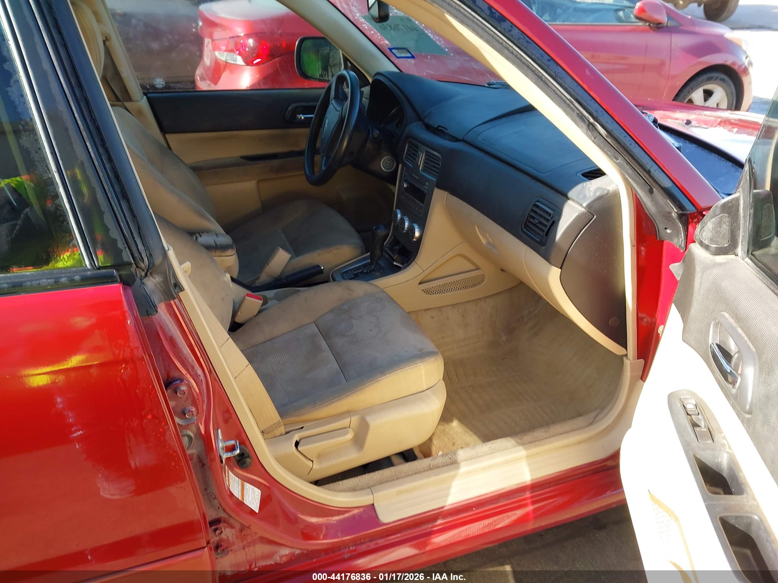 SUBARU FORESTER image 5