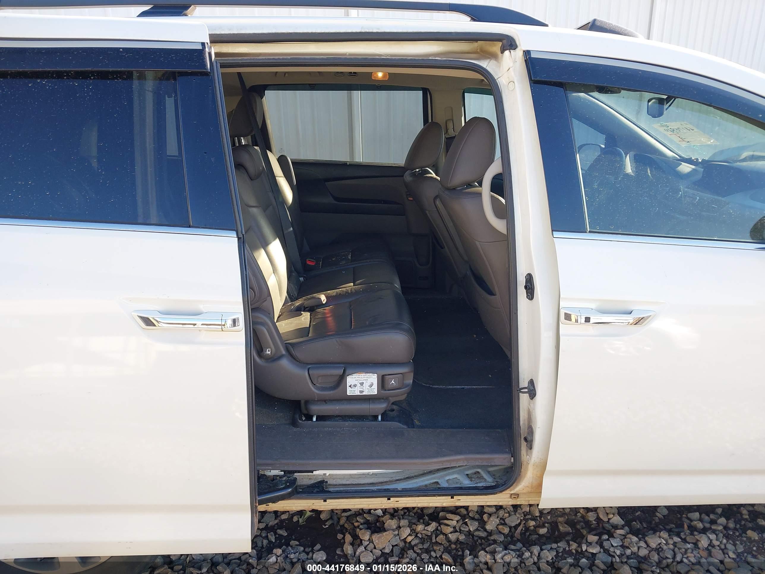 HONDA ODYSSEY image 8