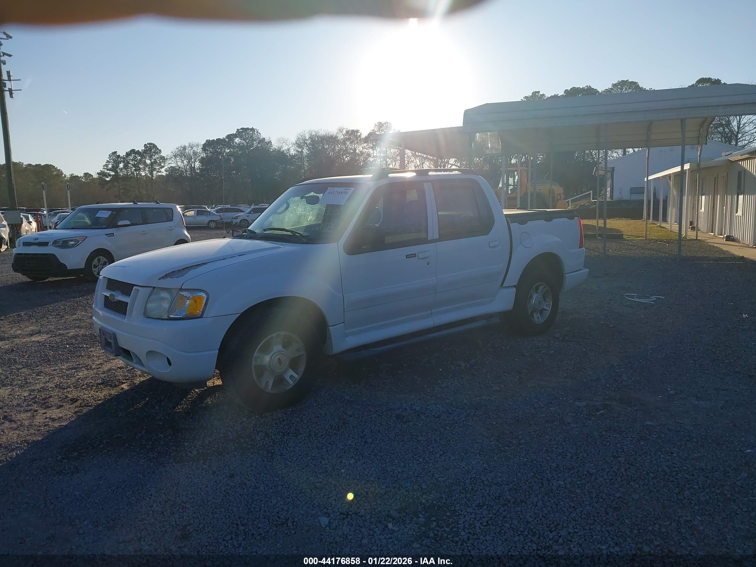 FORD EXPLORER image 2