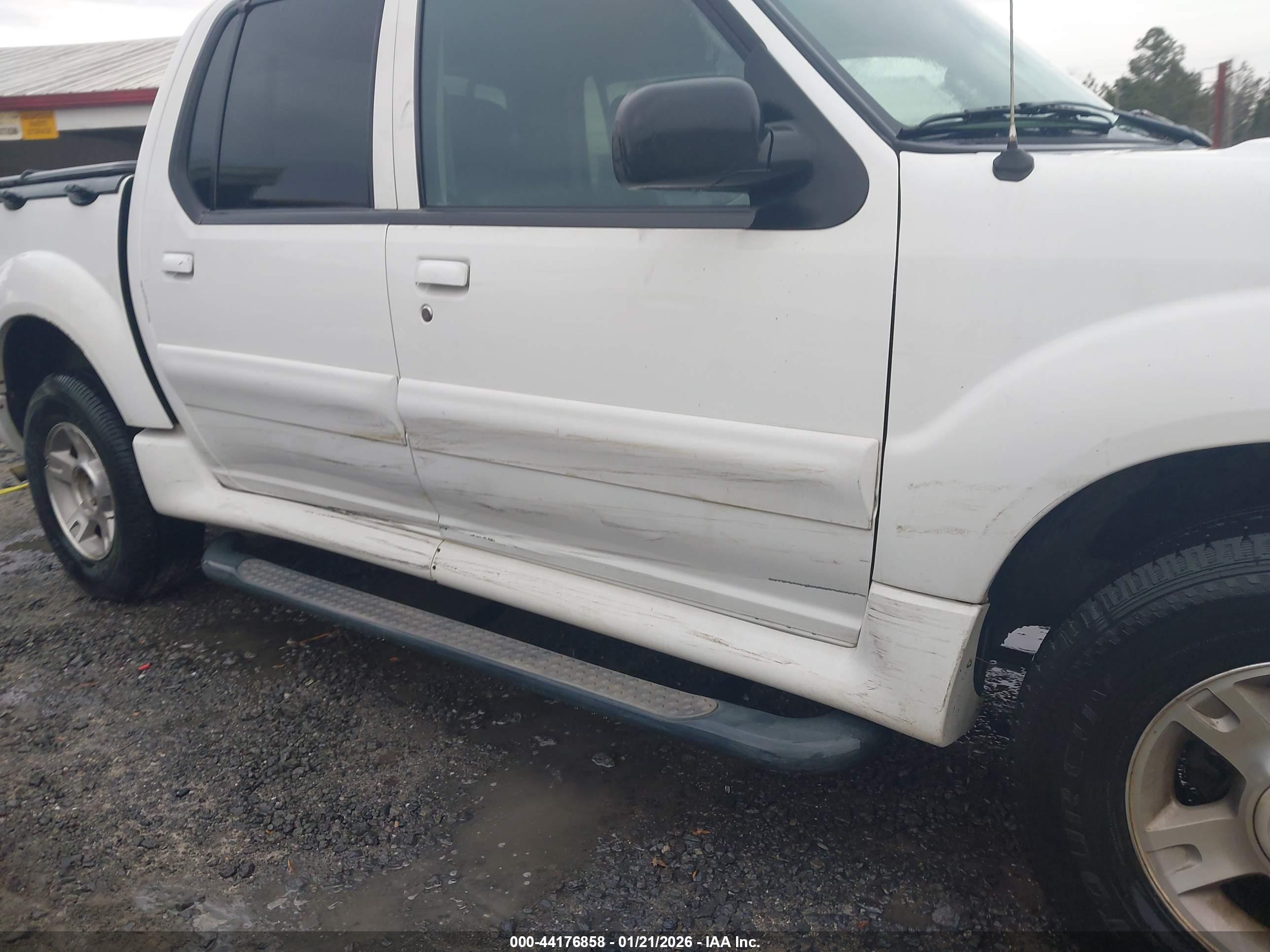 FORD EXPLORER image 6