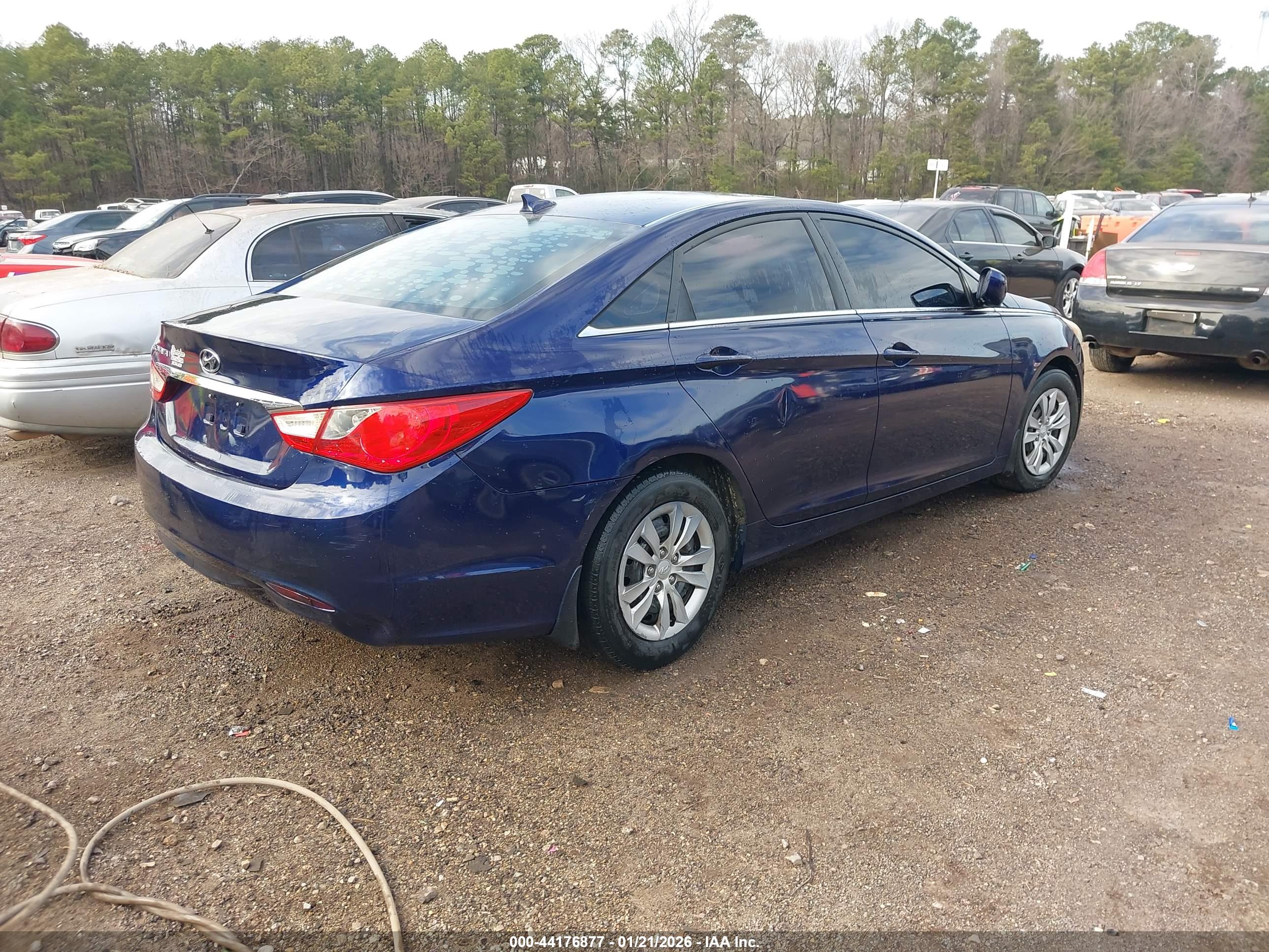 HYUNDAI SONATA image 4