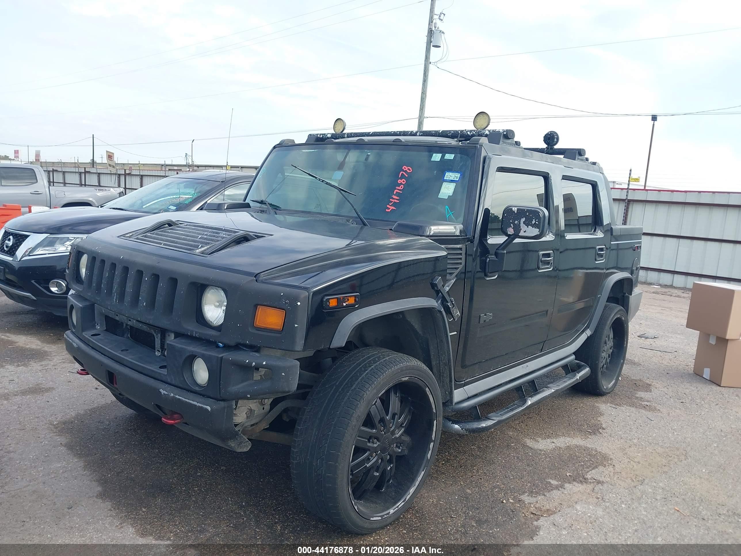 HUMMER H2 image 2