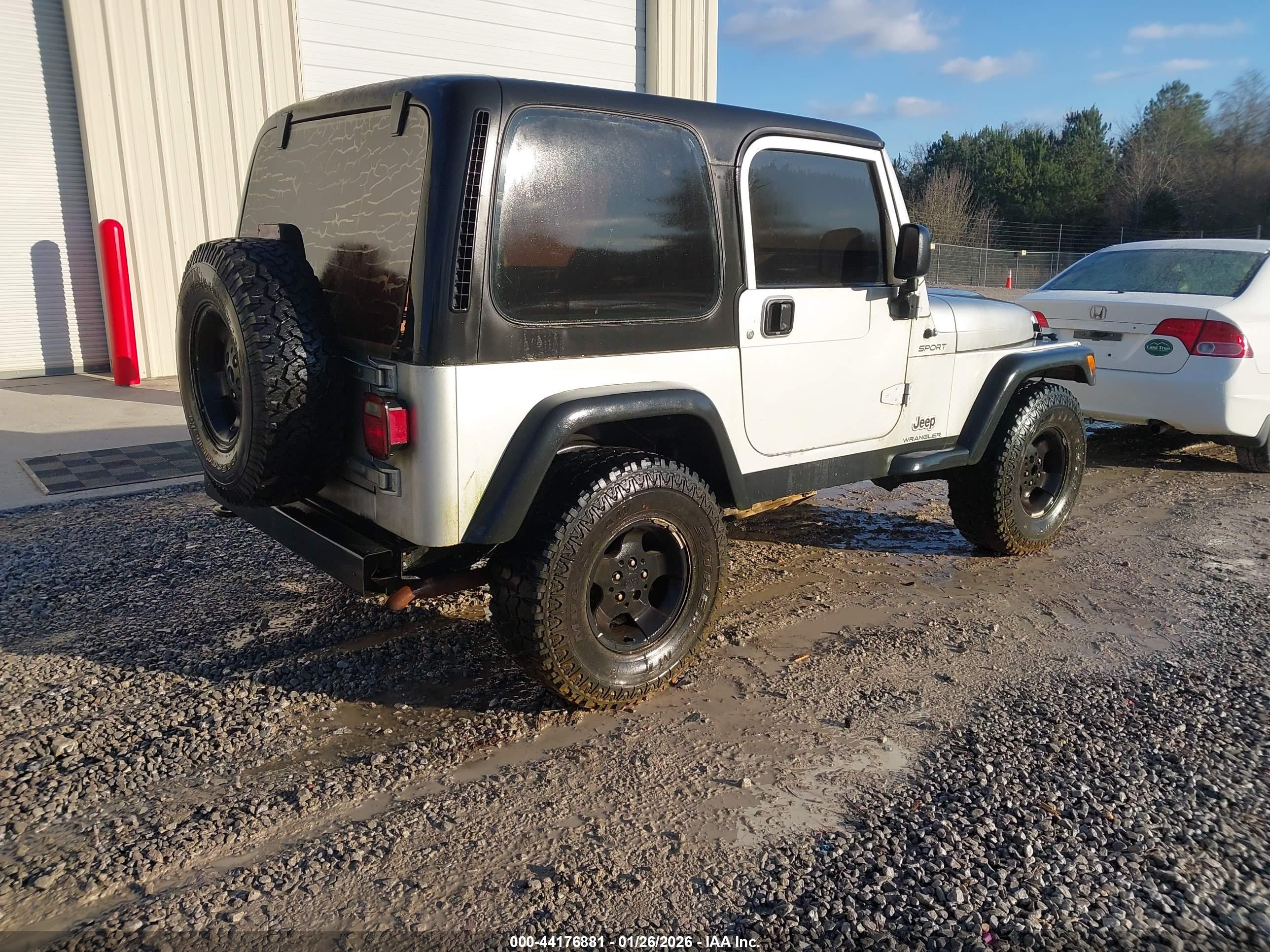 JEEP WRANGLER image 4