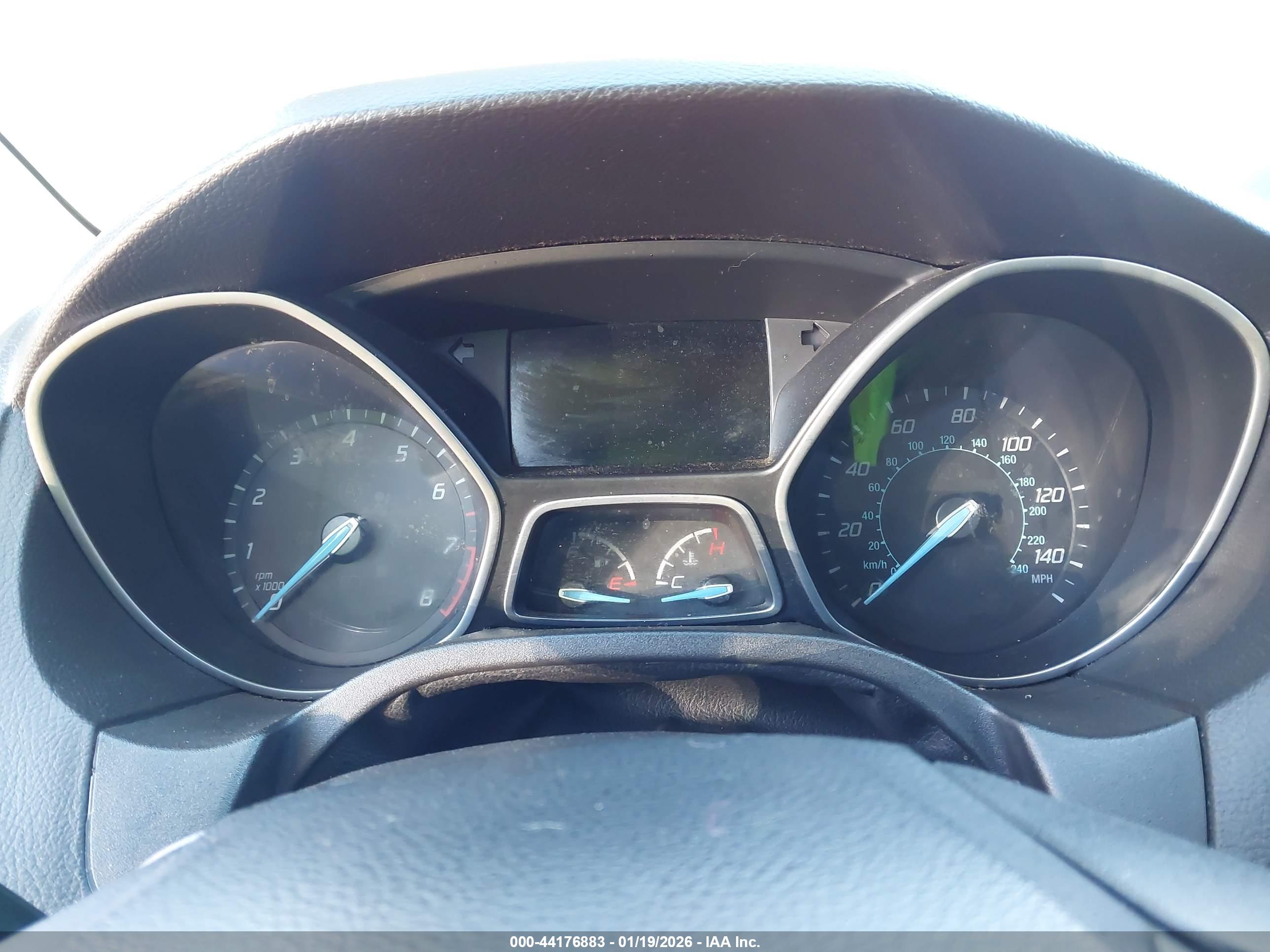 FORD FOCUS image 7