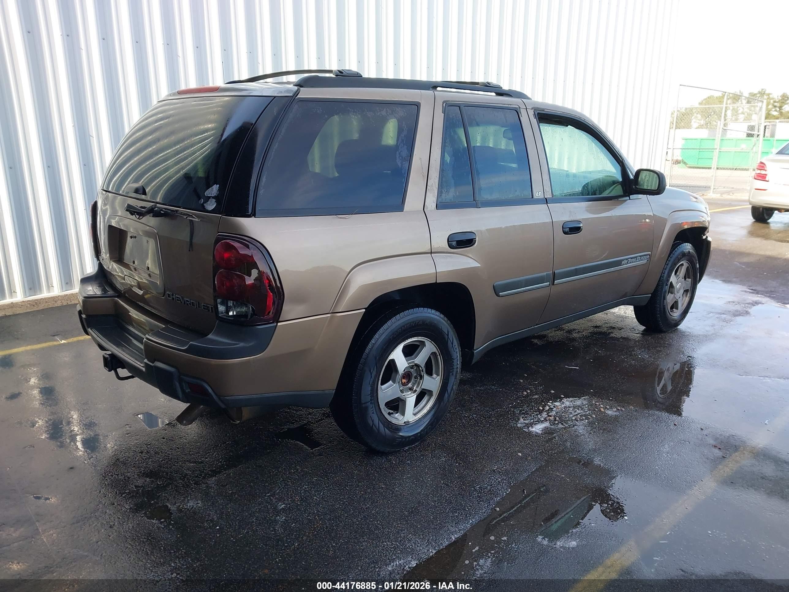 CHEVROLET TRAILBLAZER image 4