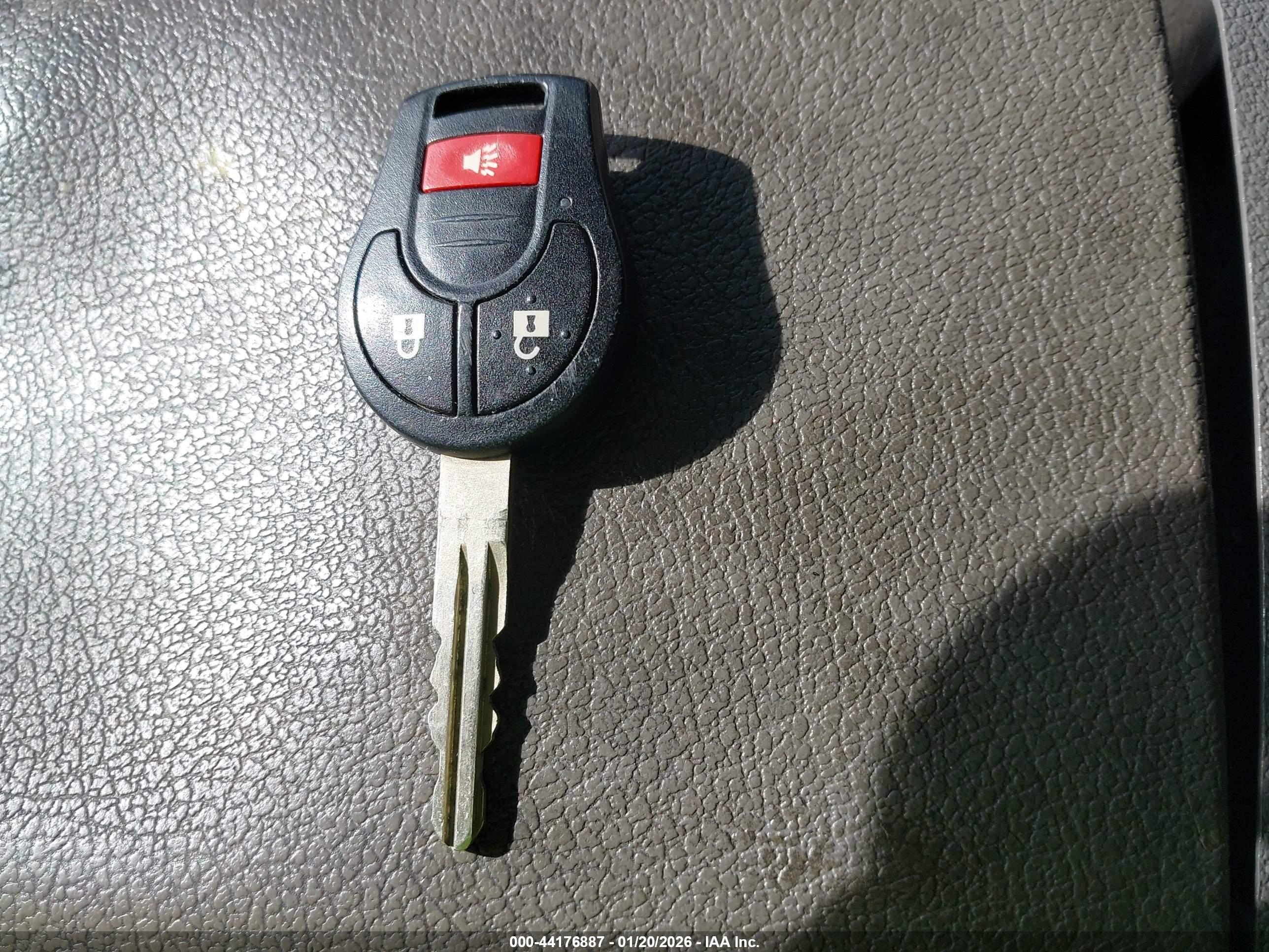 NISSAN ROGUE image 11