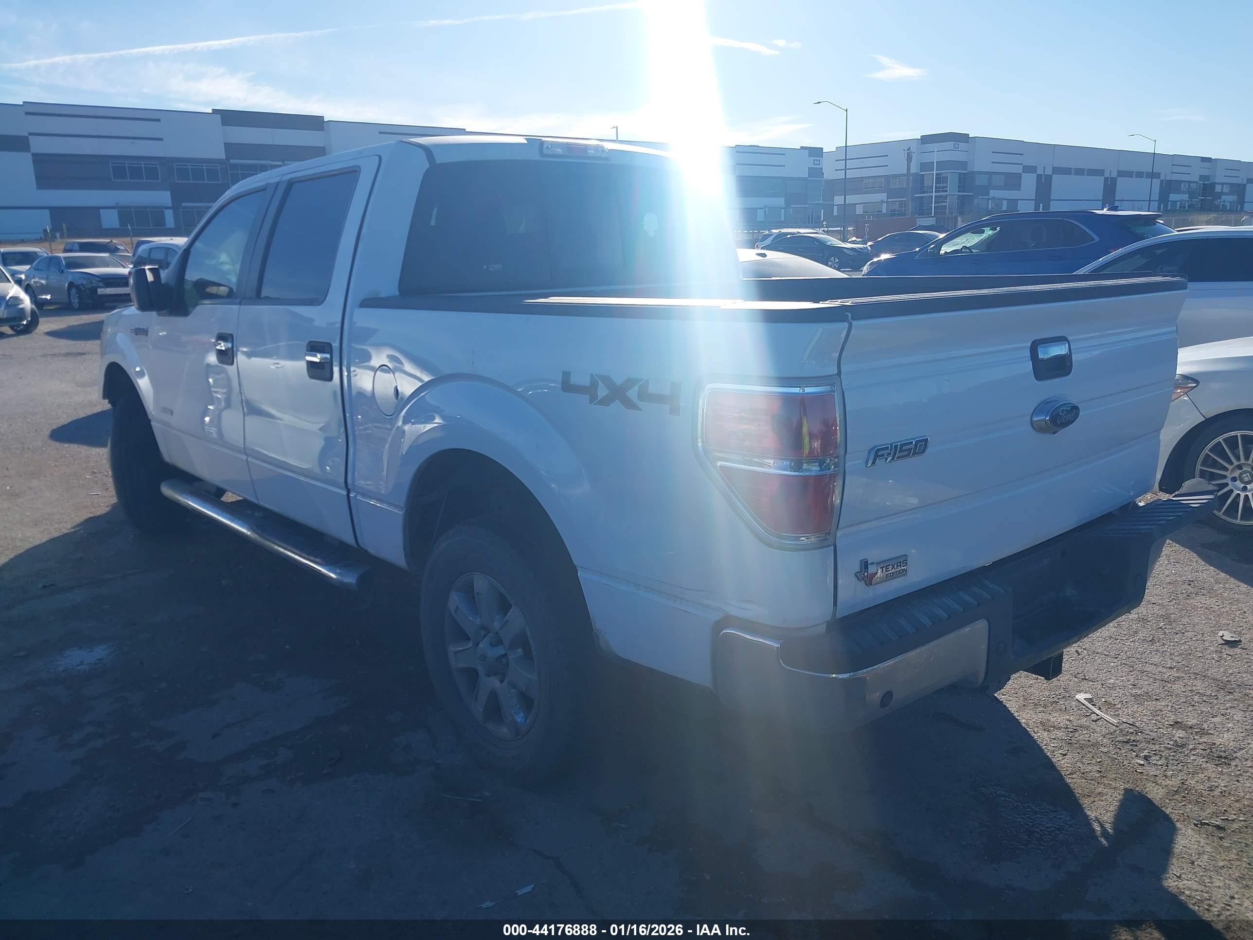 FORD F-150 image 3