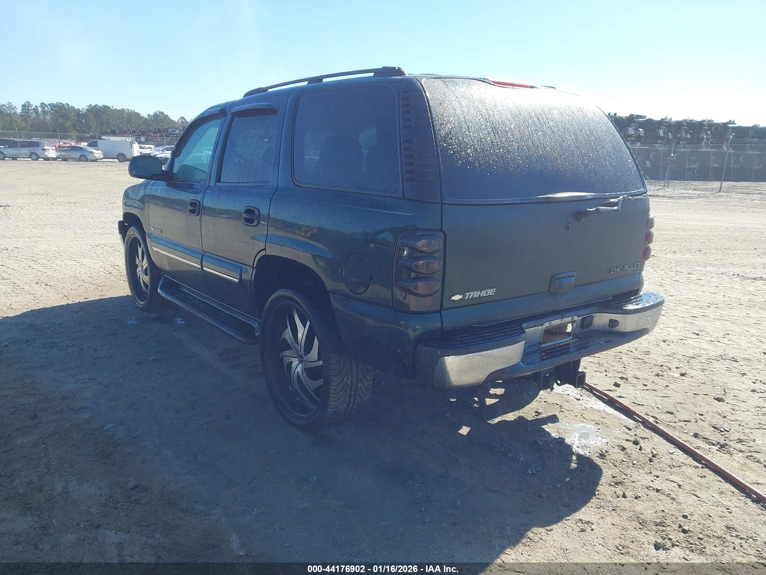 CHEVROLET TAHOE image 3