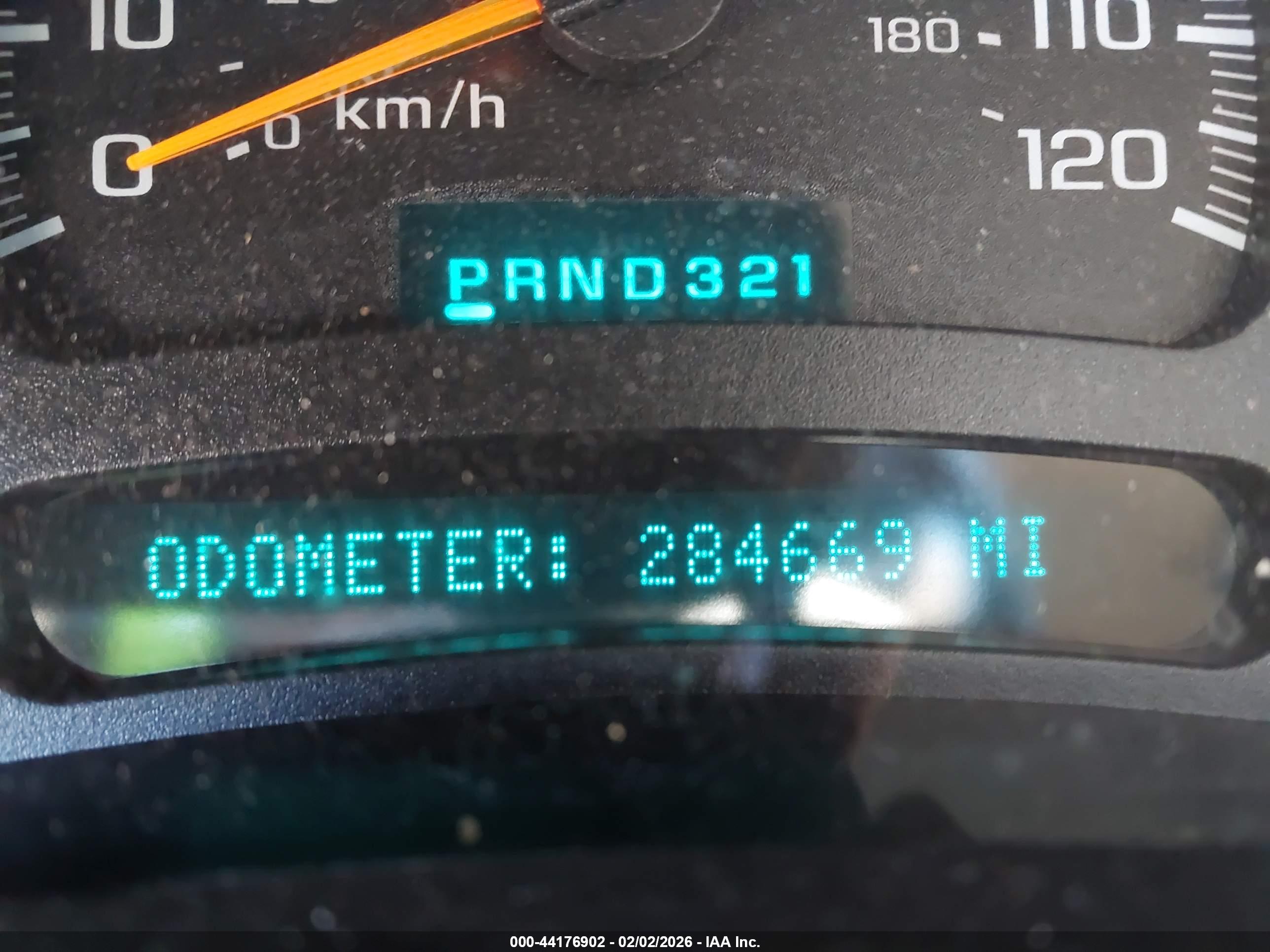 CHEVROLET TAHOE image 7