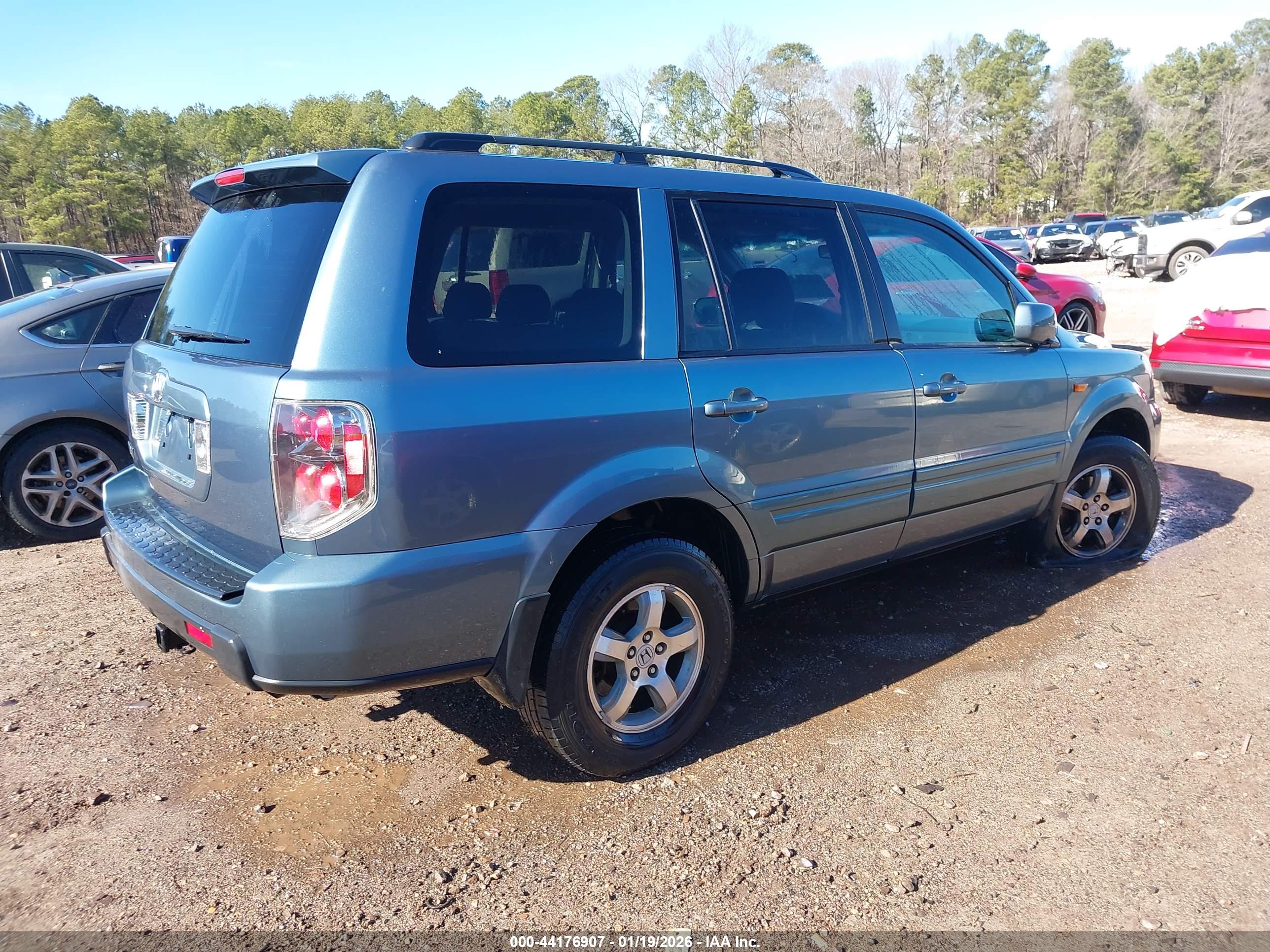 HONDA PILOT image 4