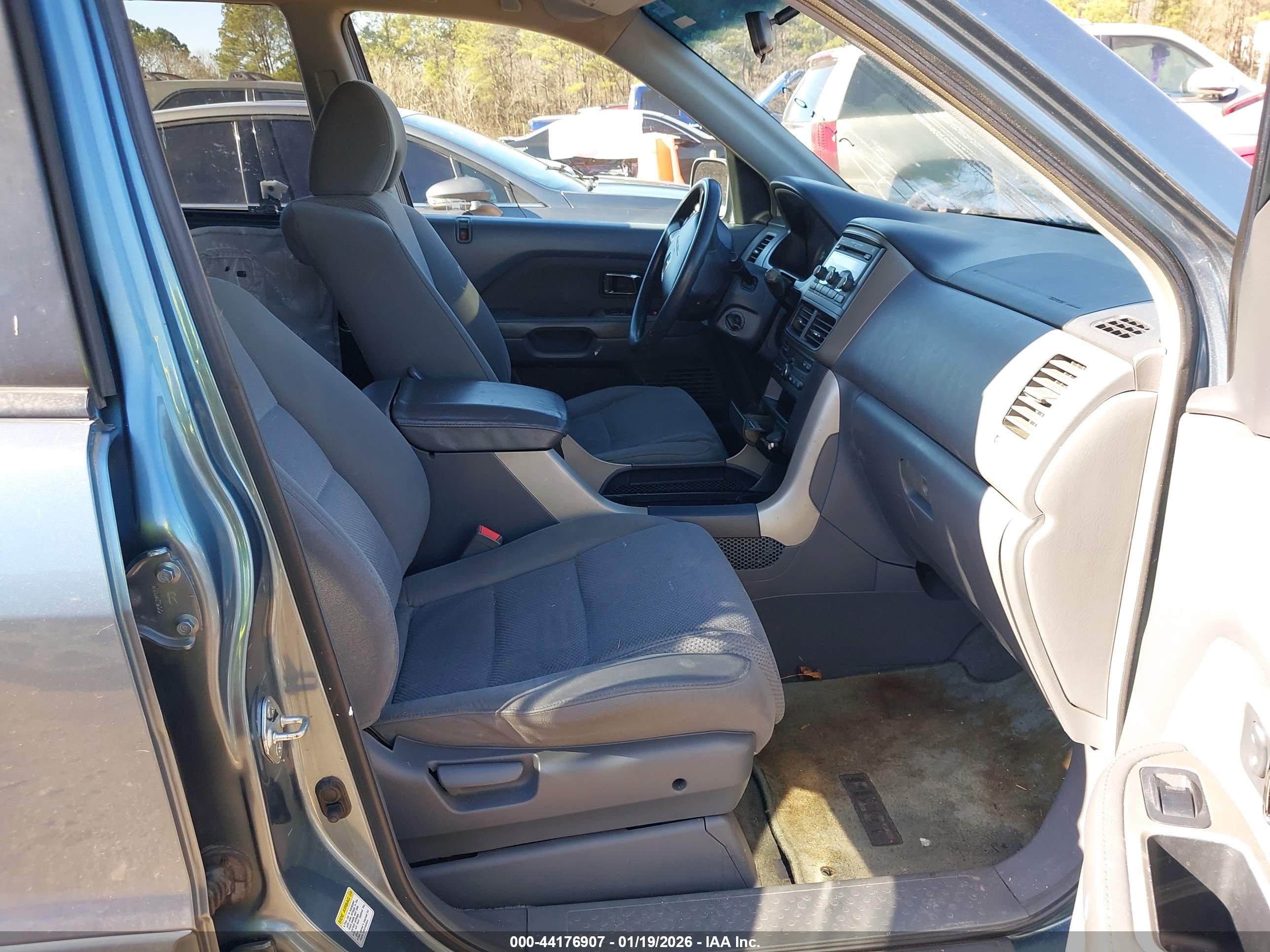 HONDA PILOT image 5