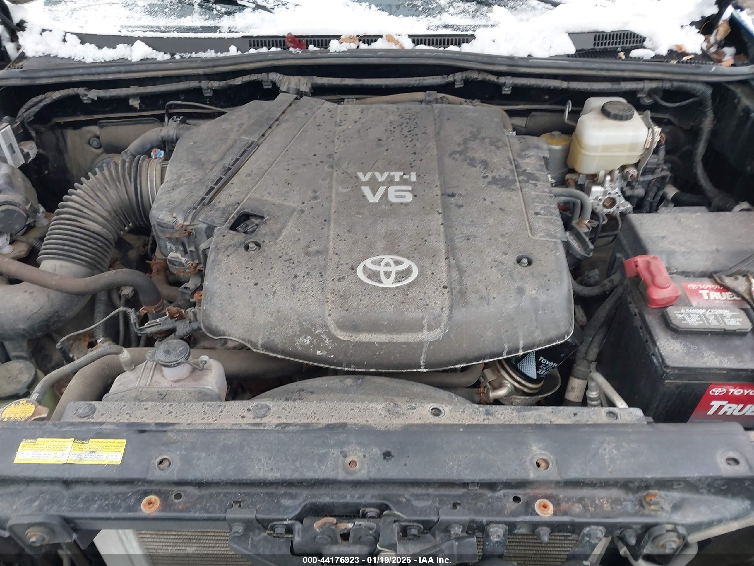 TOYOTA TACOMA image 10