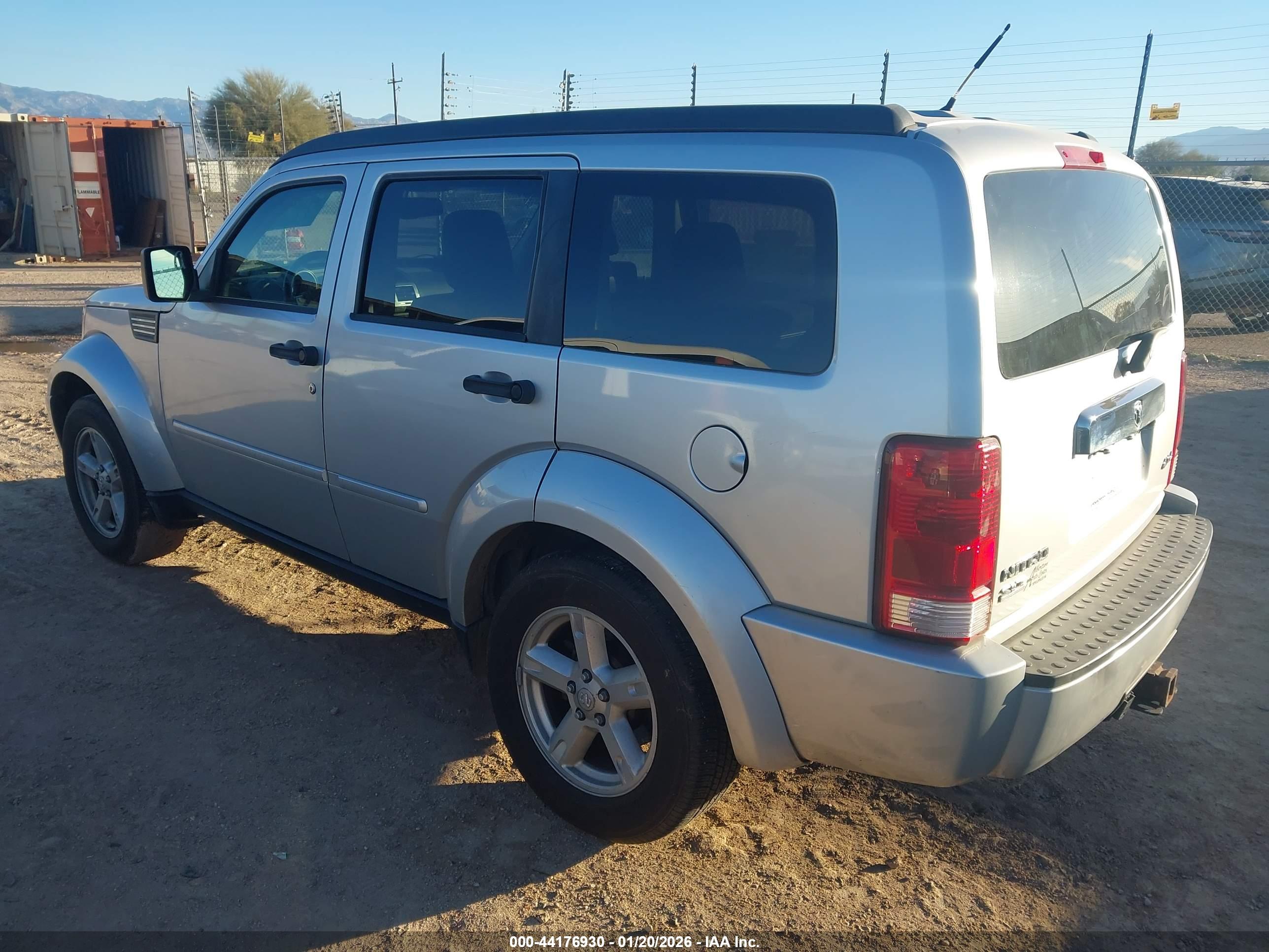 DODGE NITRO image 3