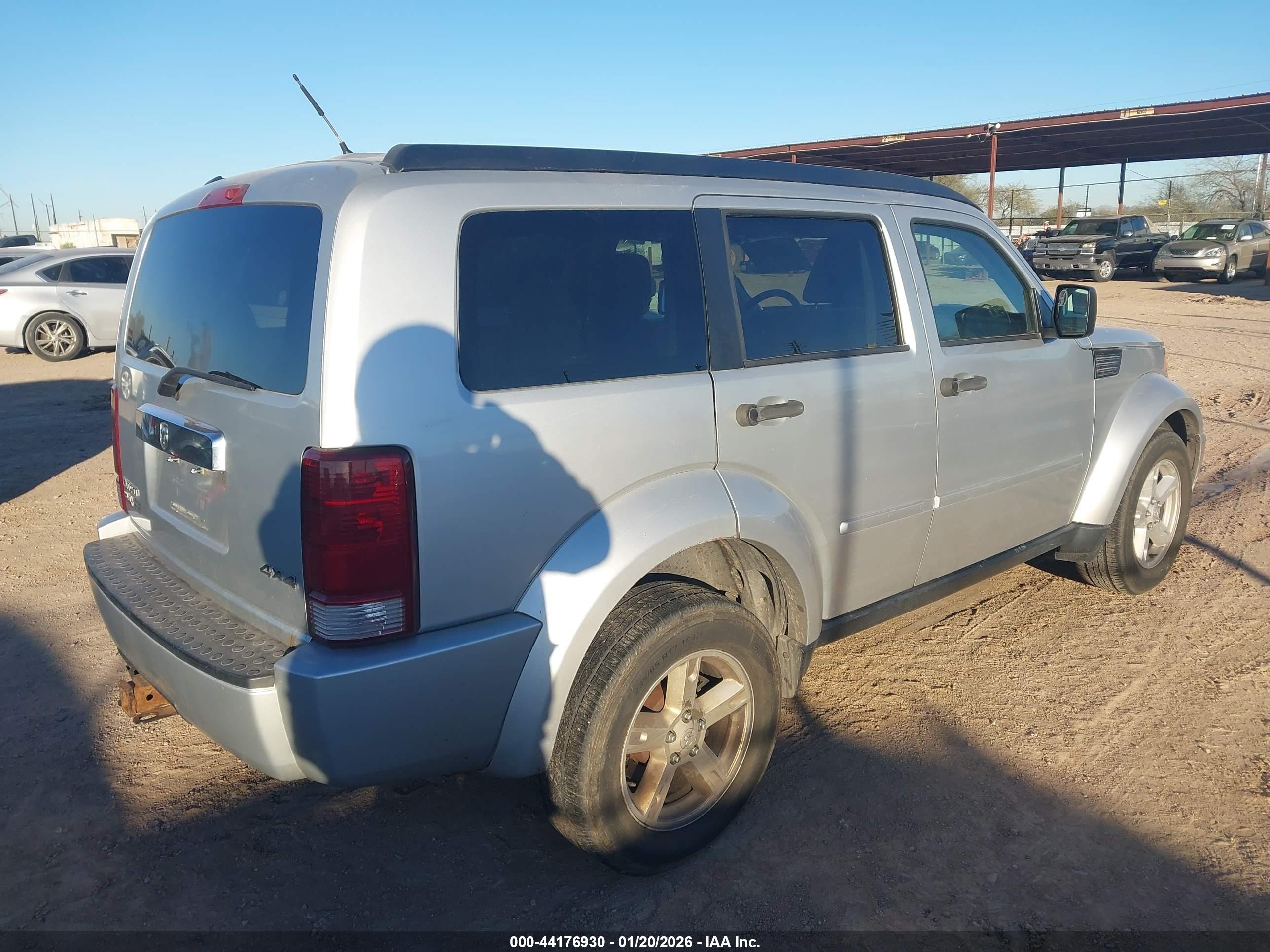DODGE NITRO image 4
