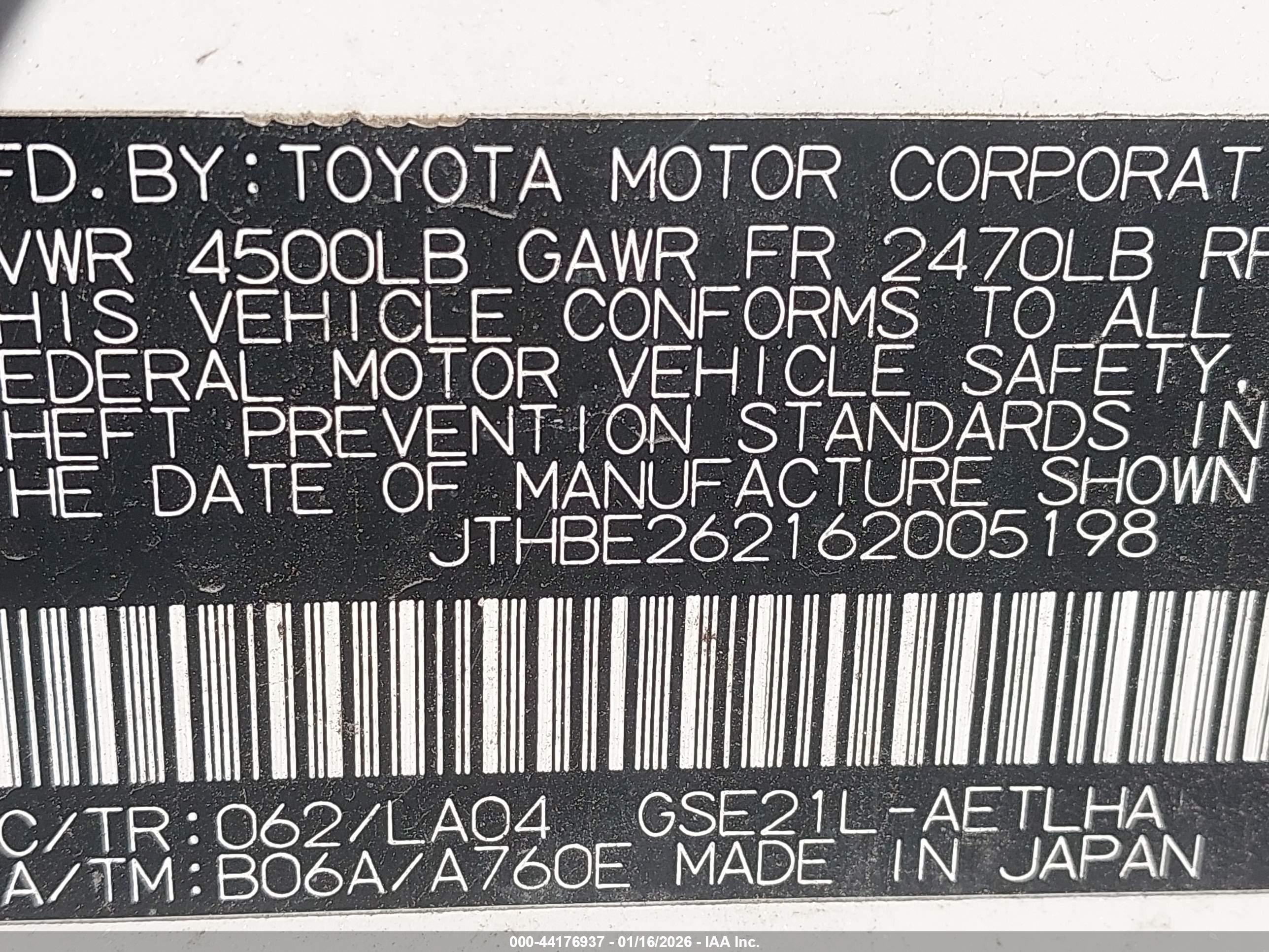 LEXUS IS image 9