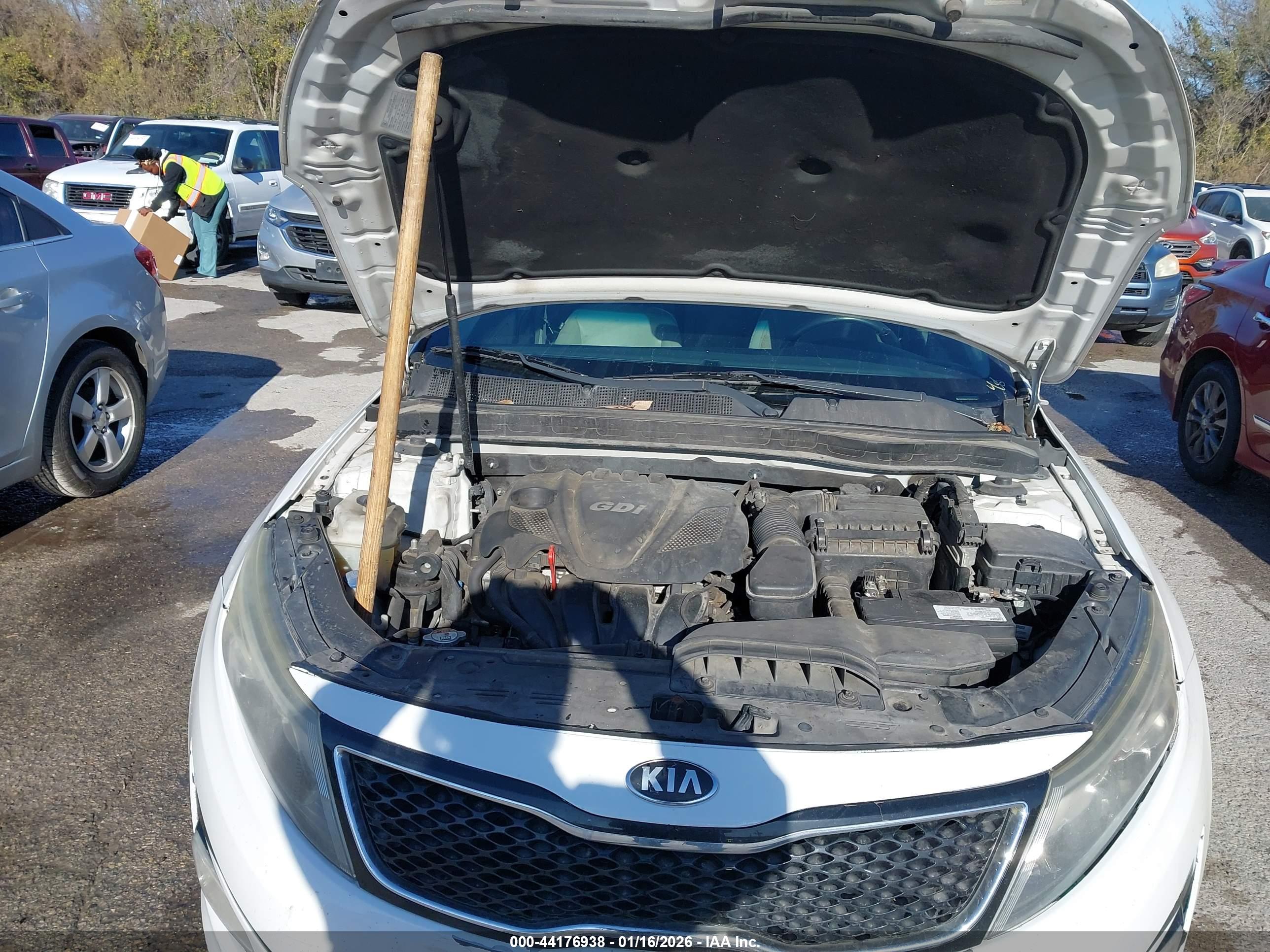 KIA OPTIMA image 10