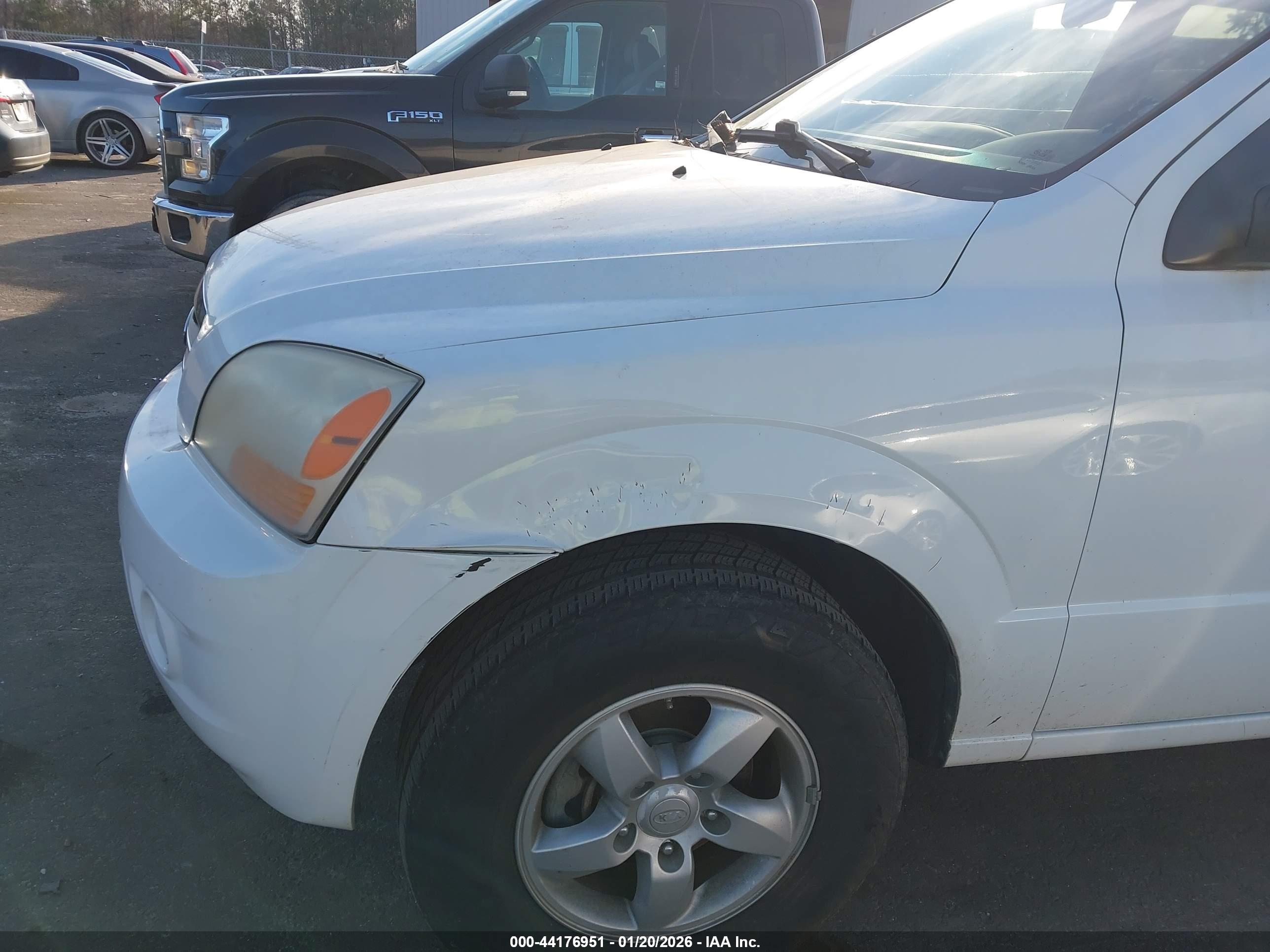 KIA SORENTO image 6