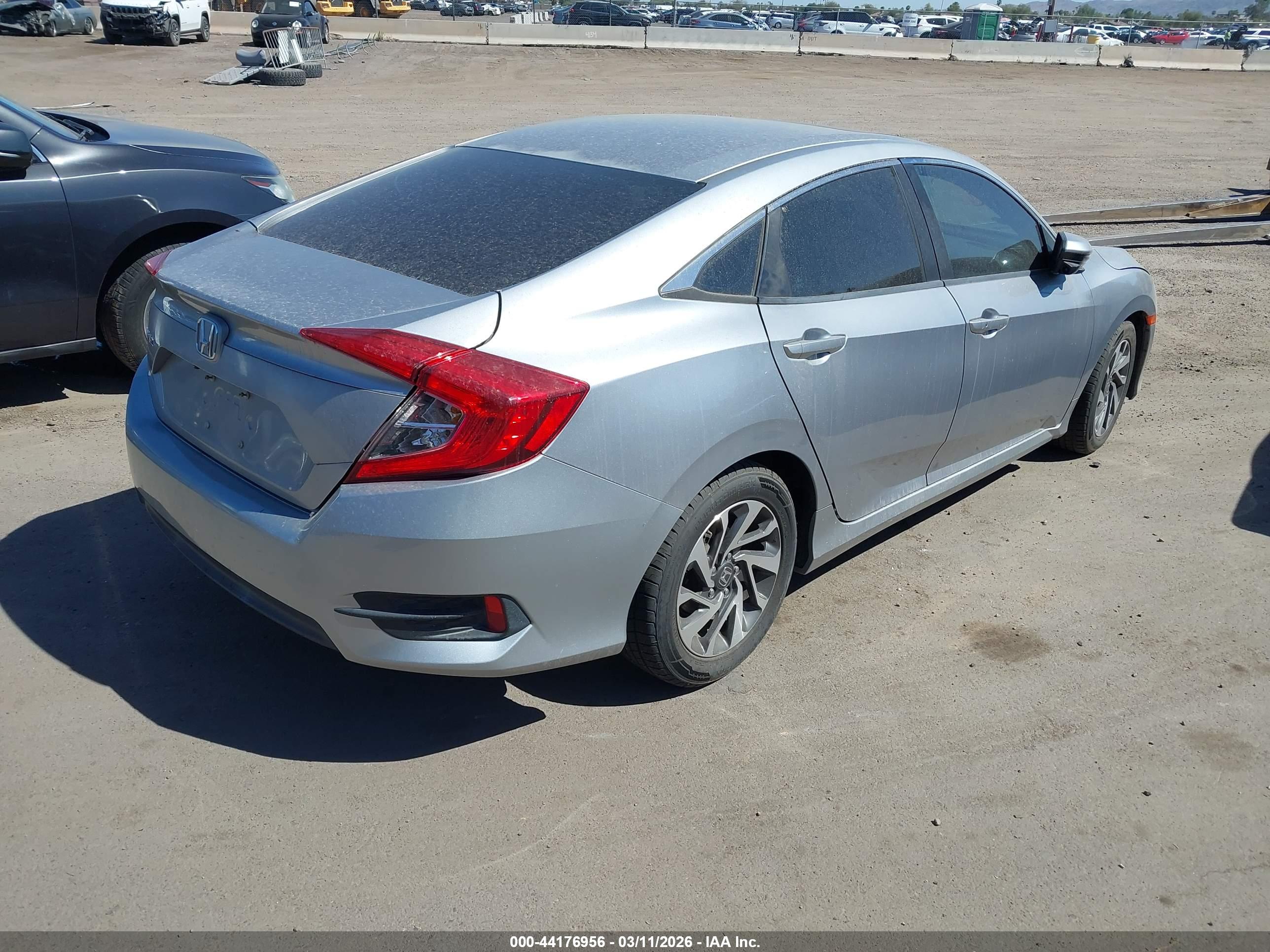 HONDA CIVIC image 4