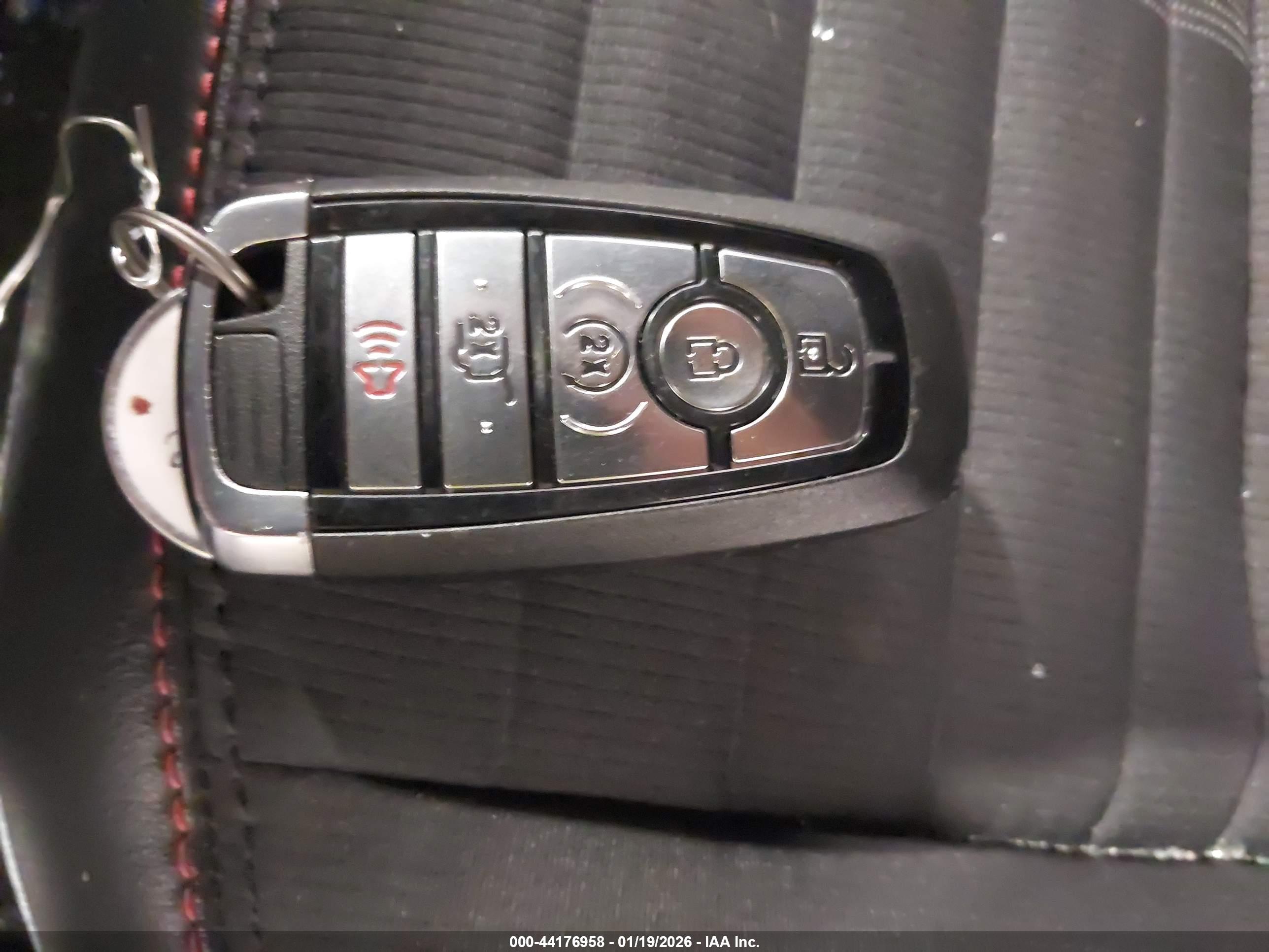 FORD EXPLORER image 11