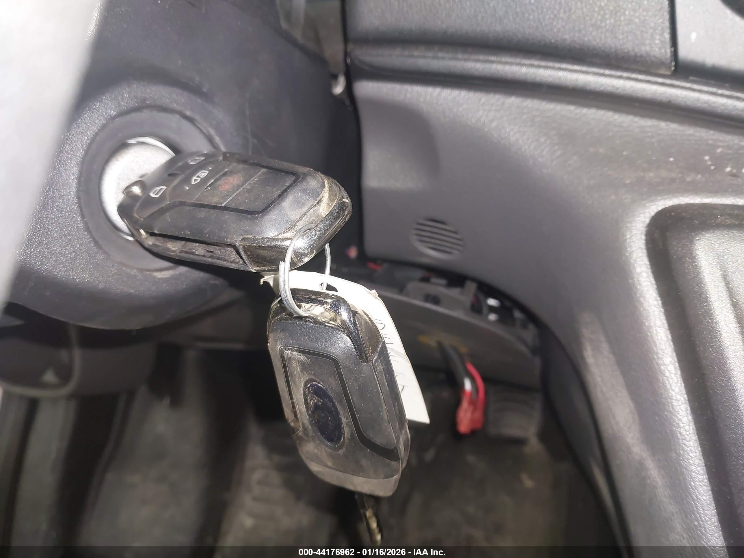 FORD TRANSIT-350 image 11