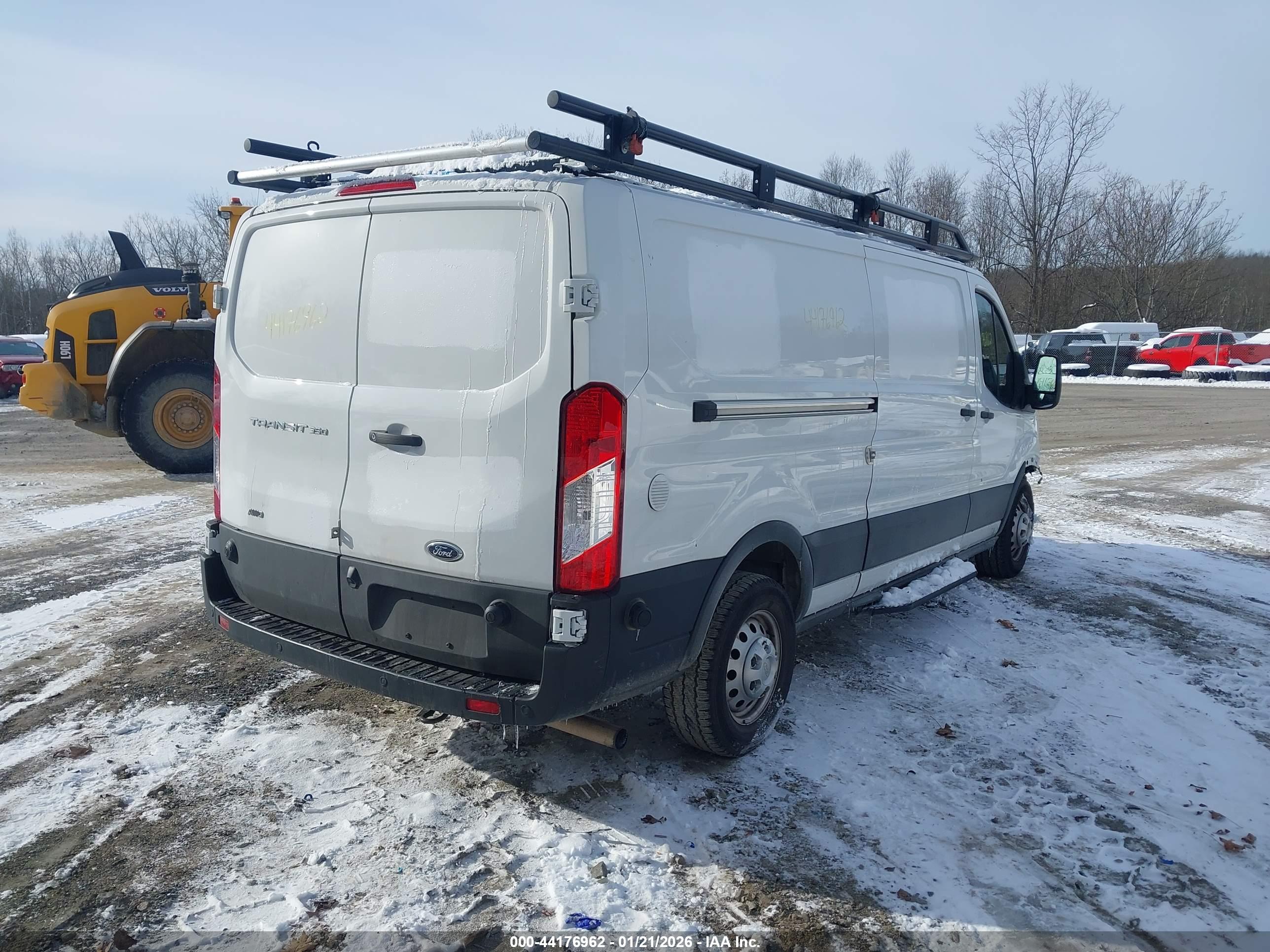 FORD TRANSIT-350 image 4