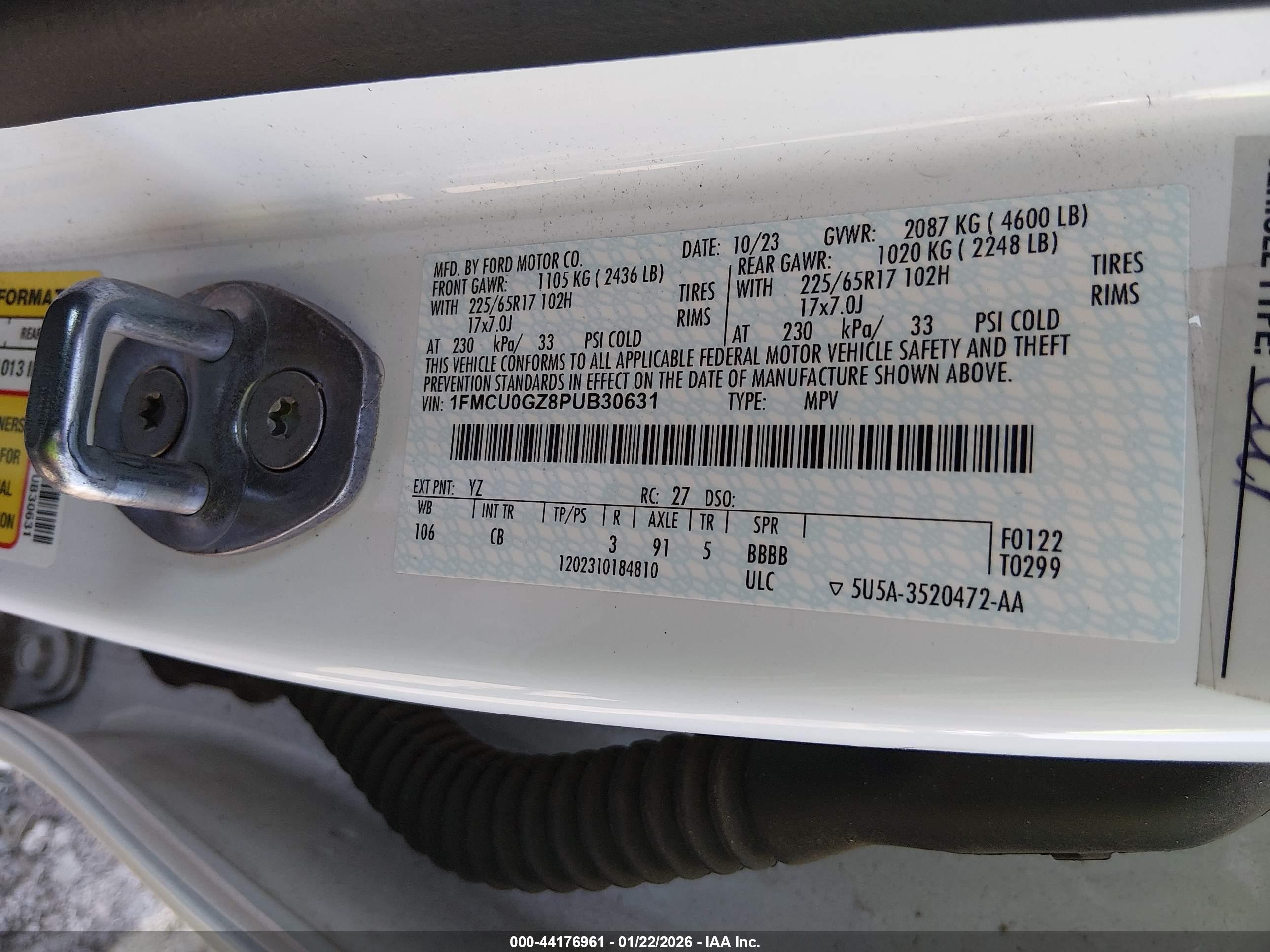 FORD ESCAPE image 9