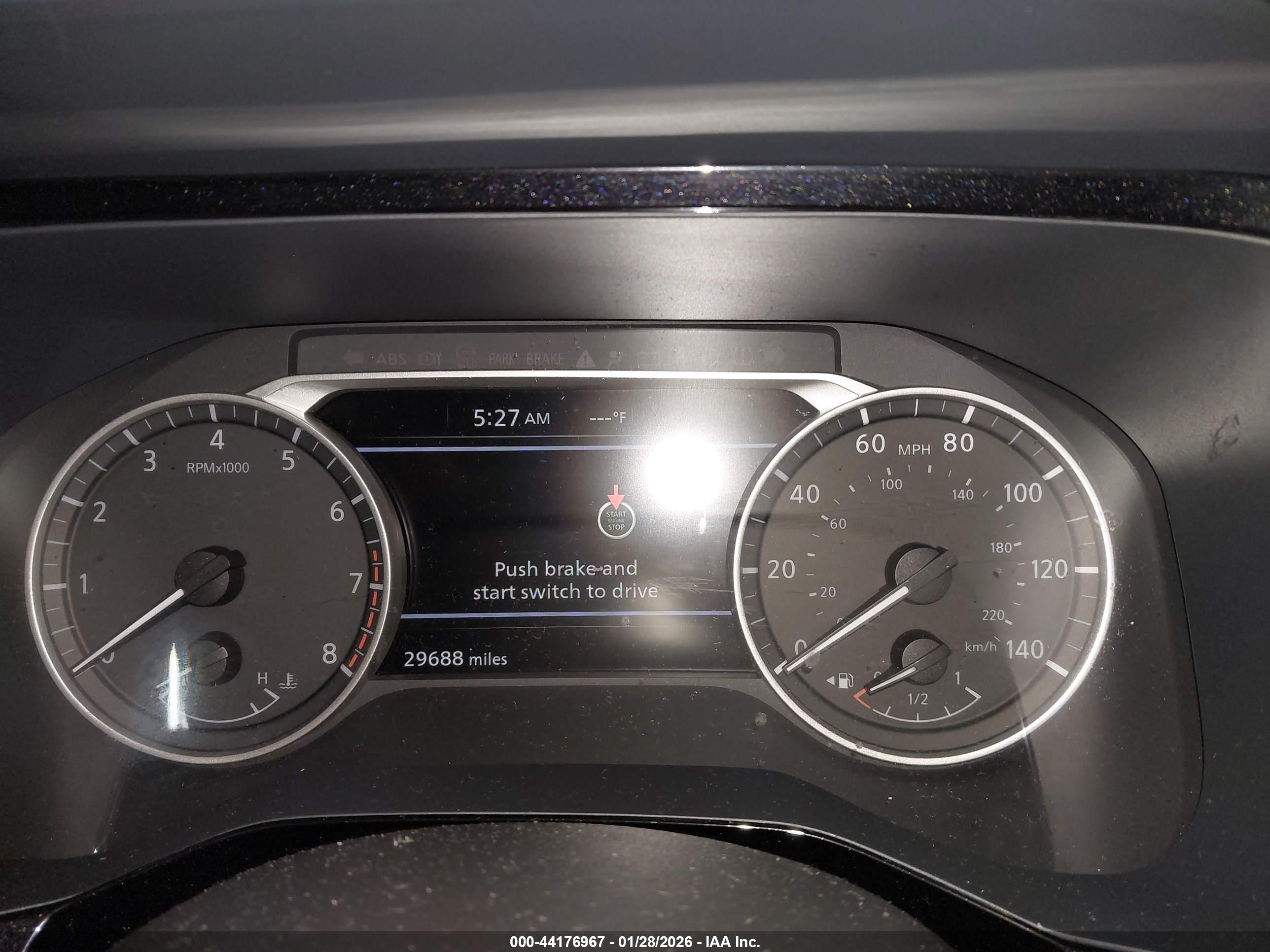 NISSAN PATHFINDER image 7