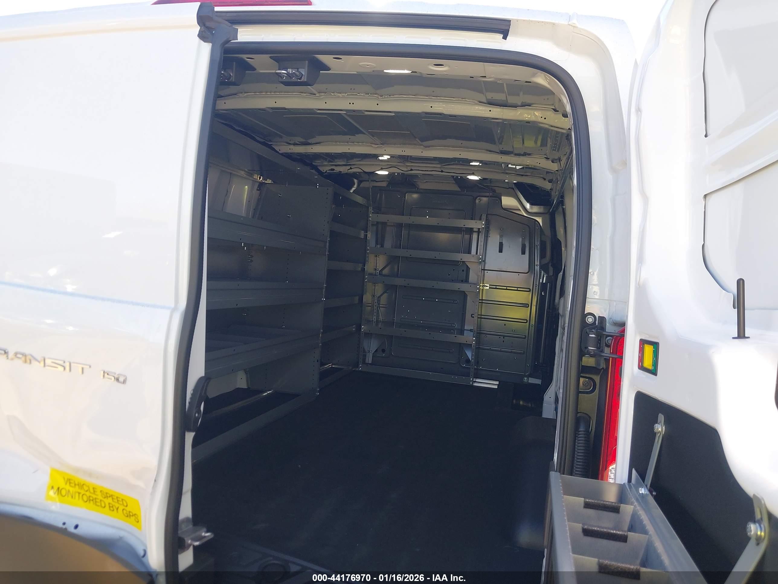 FORD TRANSIT-150 image 8