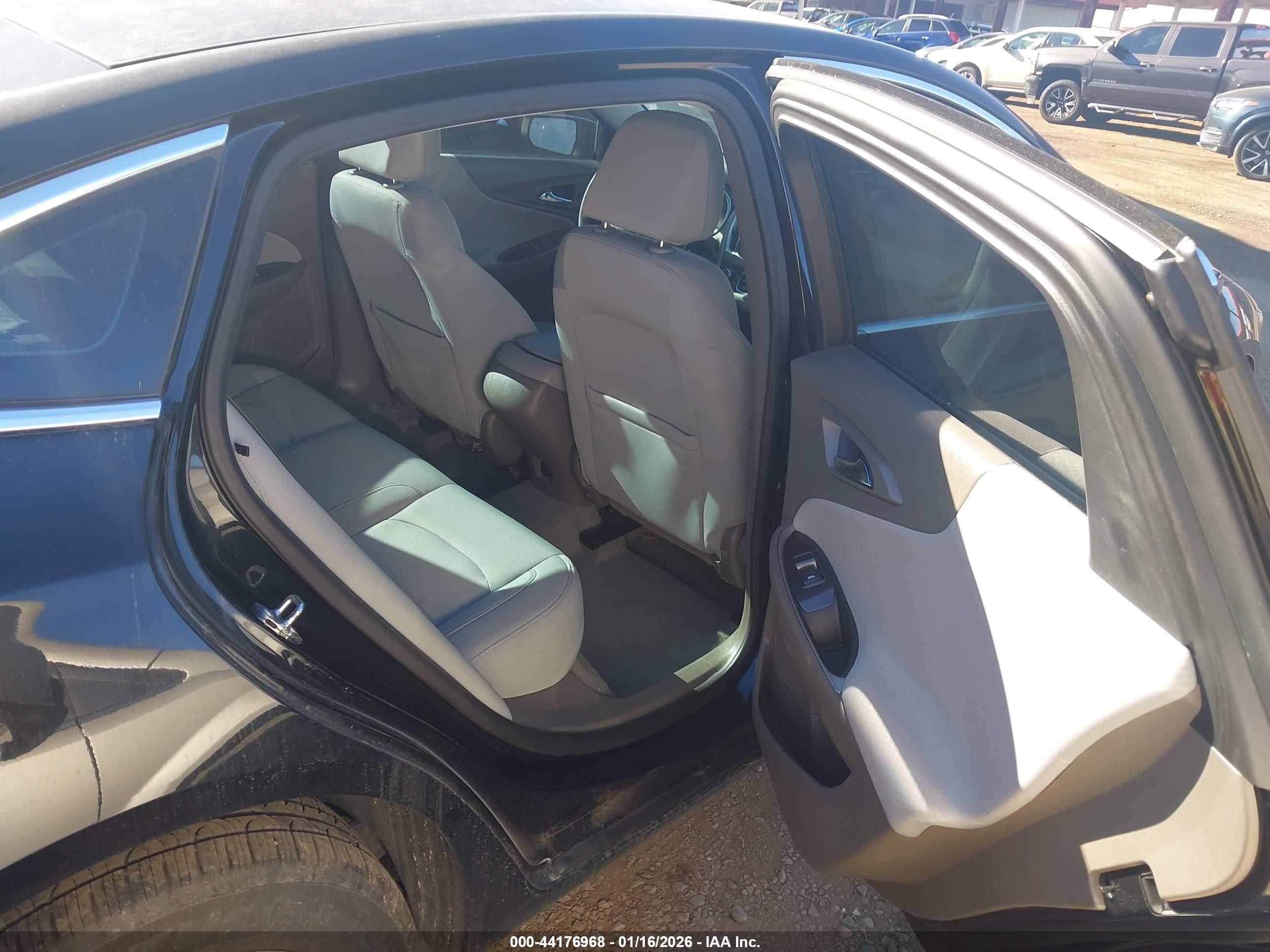CHEVROLET MALIBU image 8