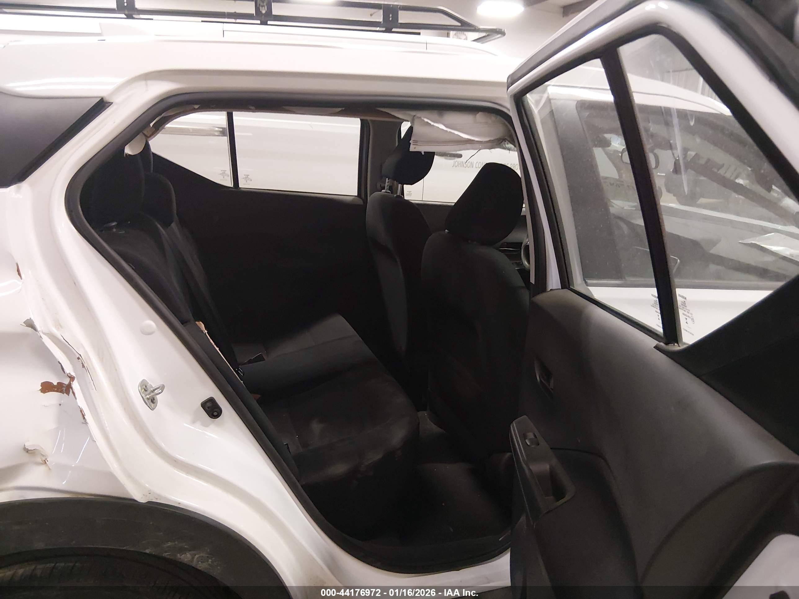 NISSAN KICKS image 8
