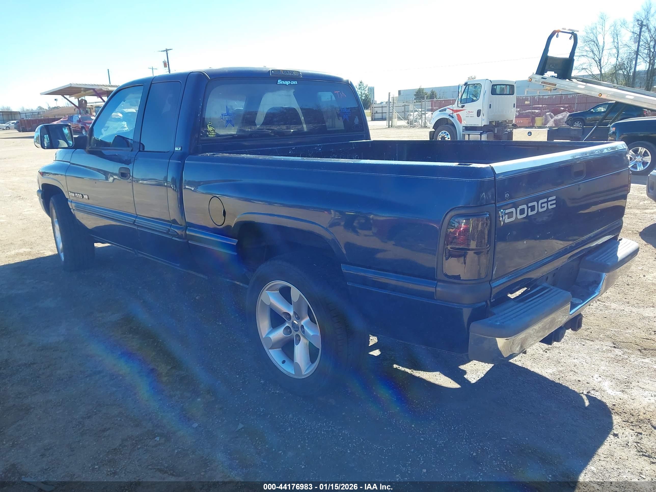 DODGE RAM image 3