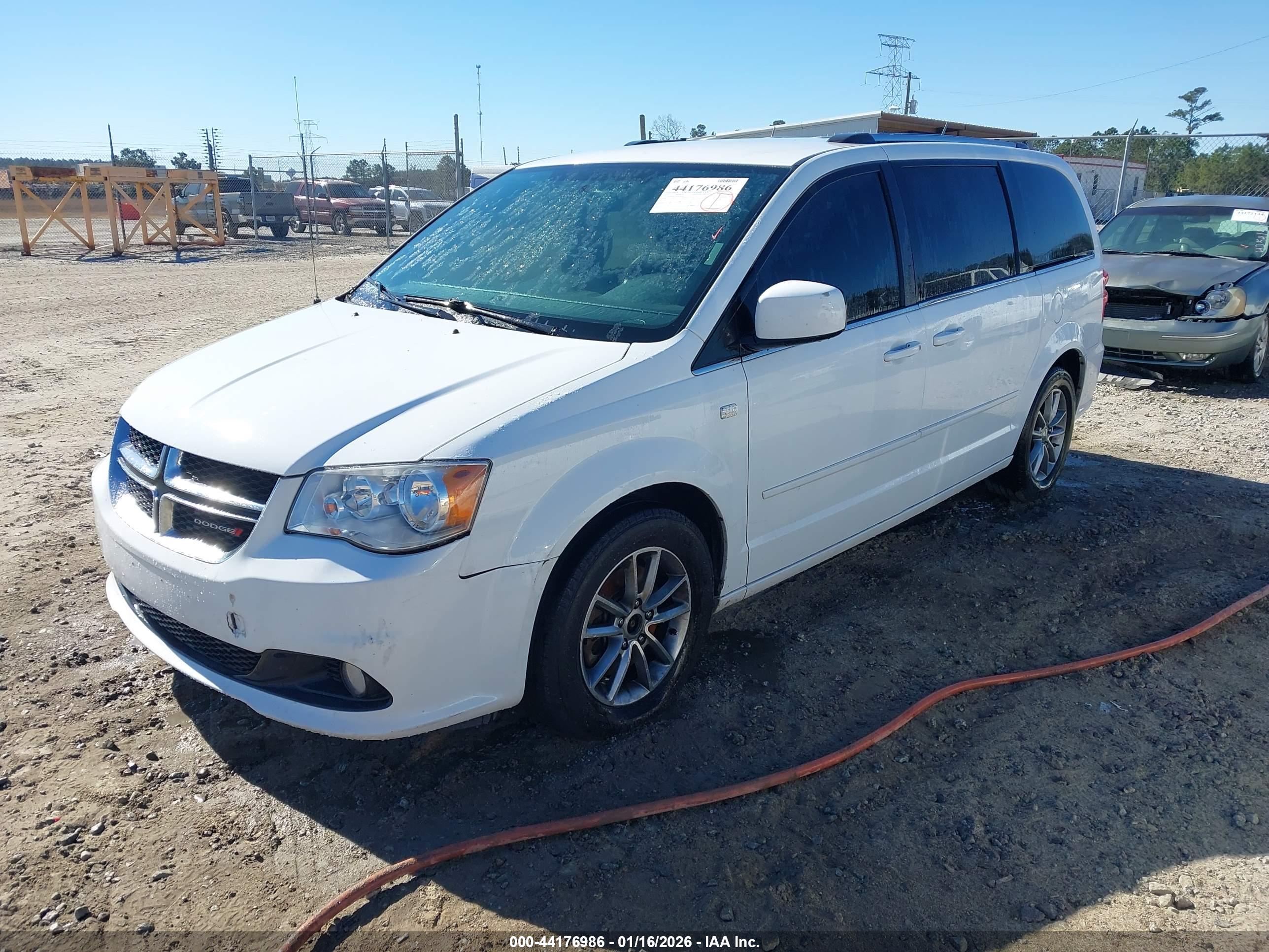 DODGE GRAND image 2