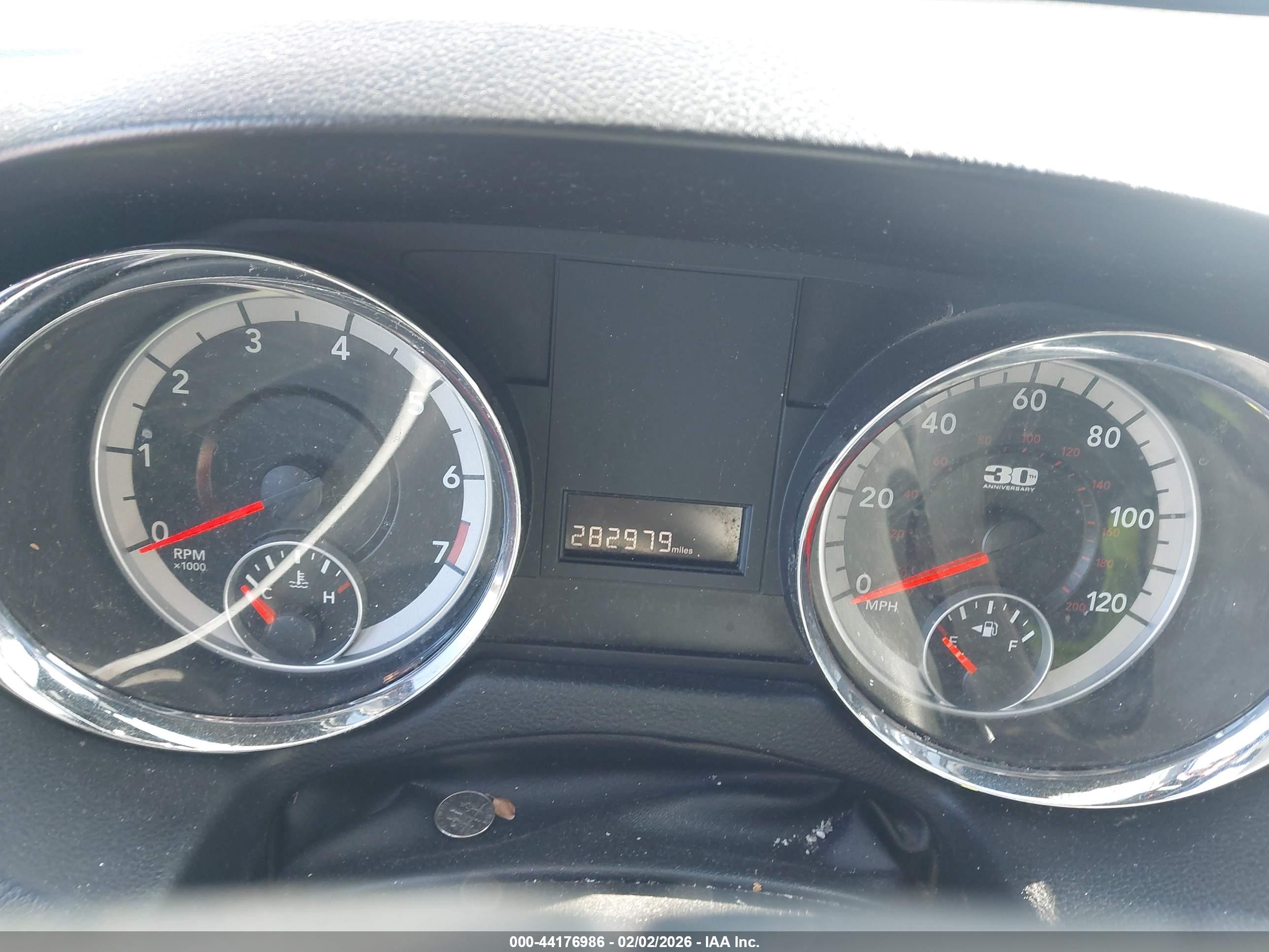 DODGE GRAND image 7