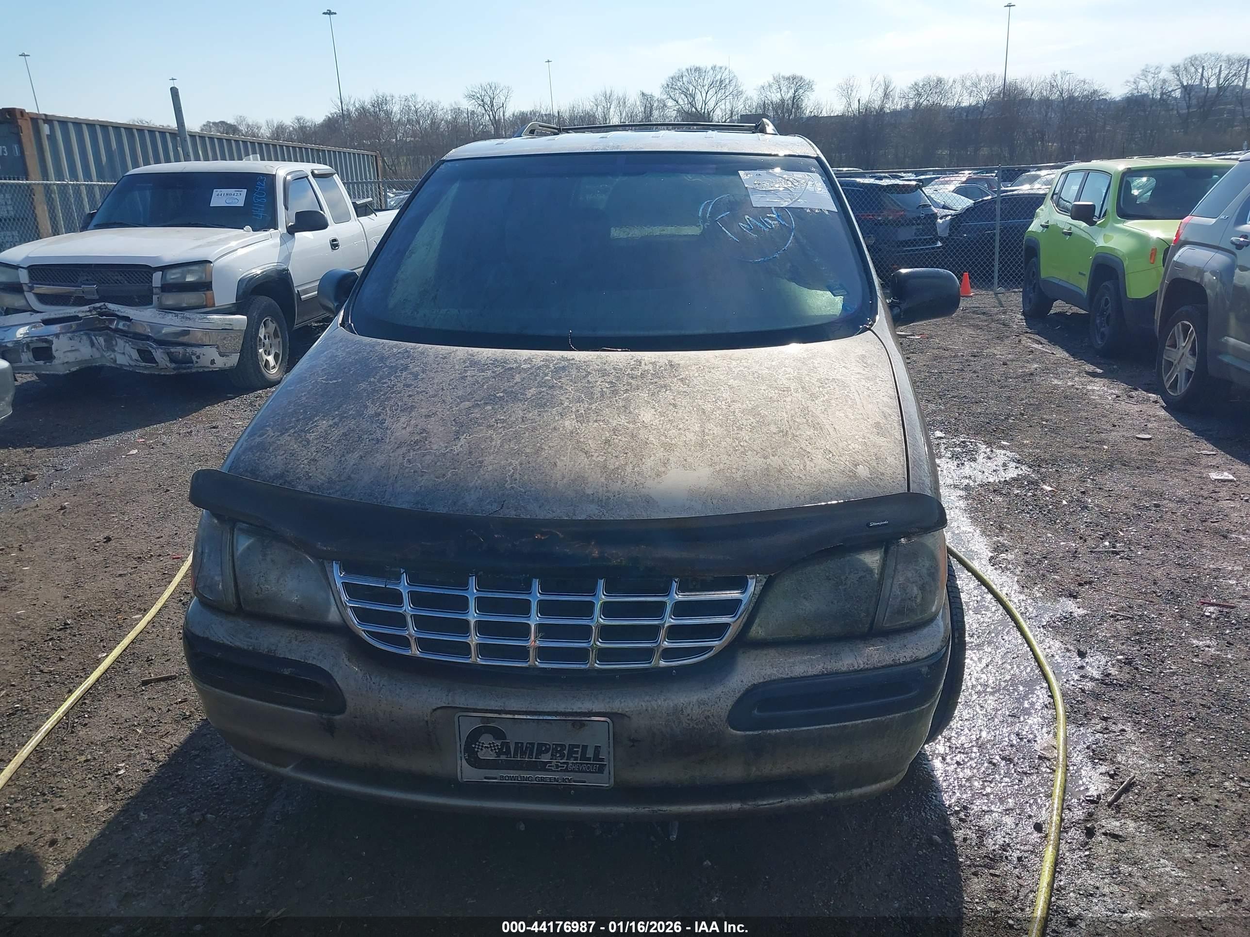 CHEVROLET VENTURE image 6