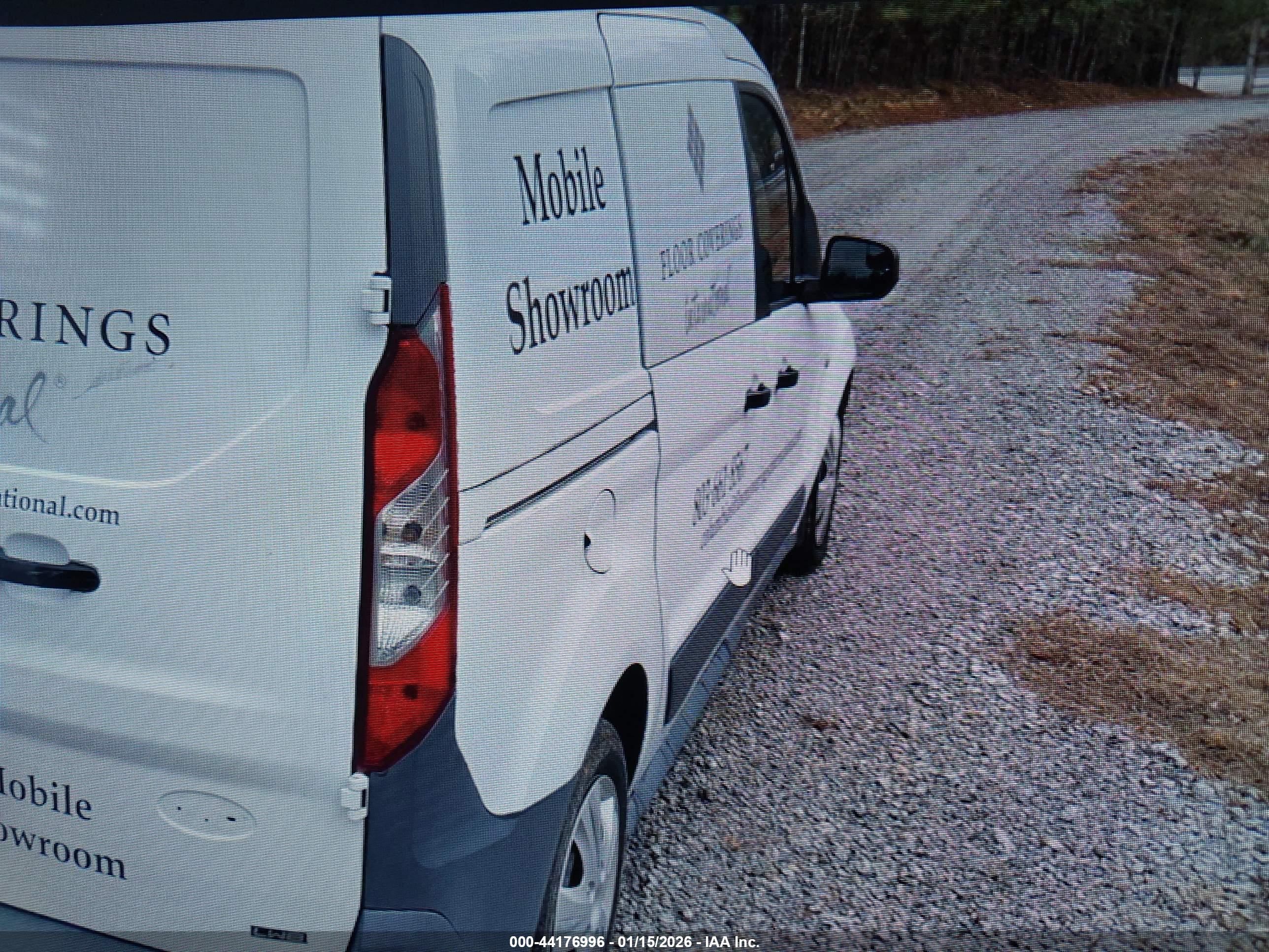 FORD TRANSIT image 4