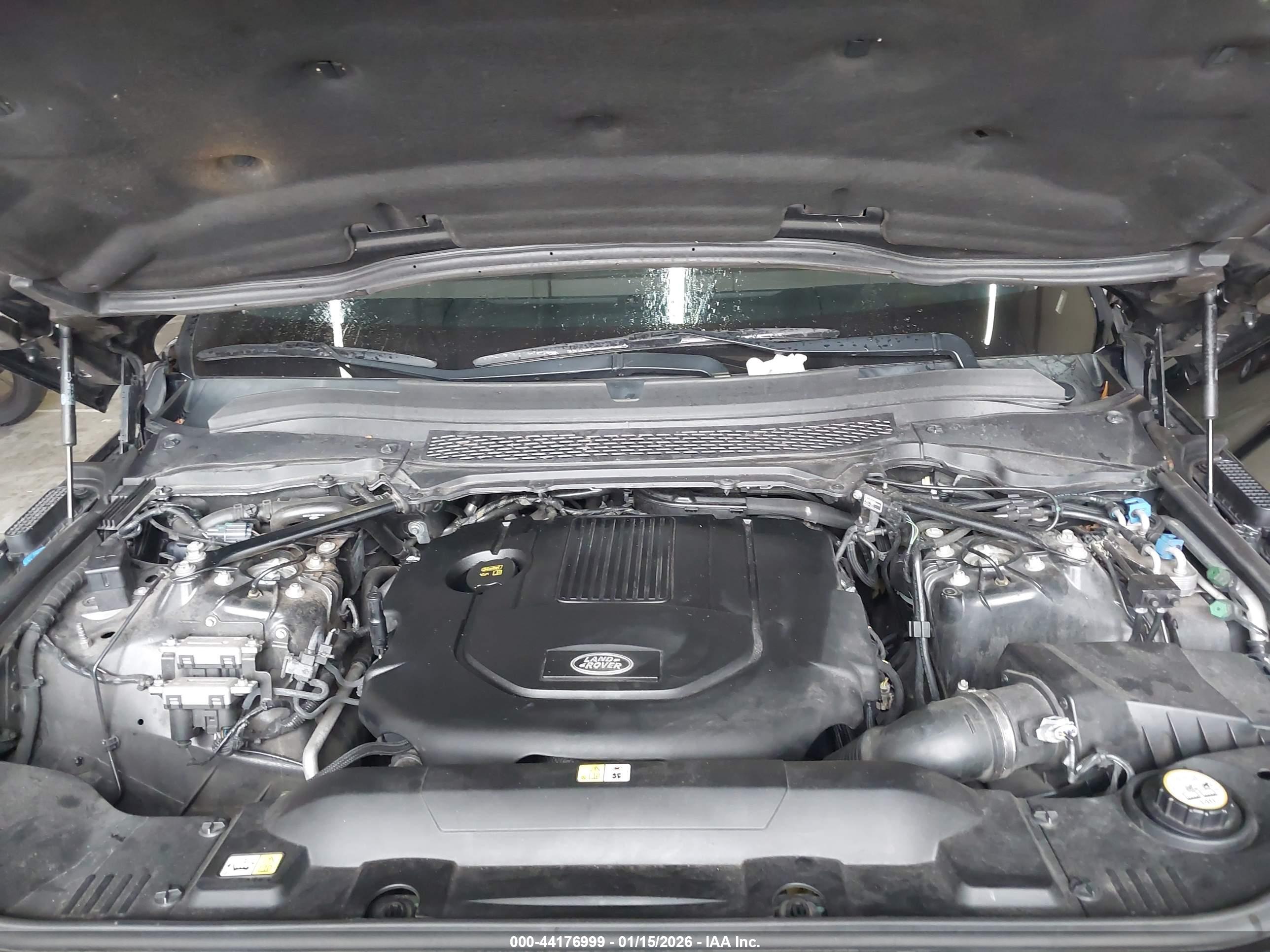 LAND ROVER image 10