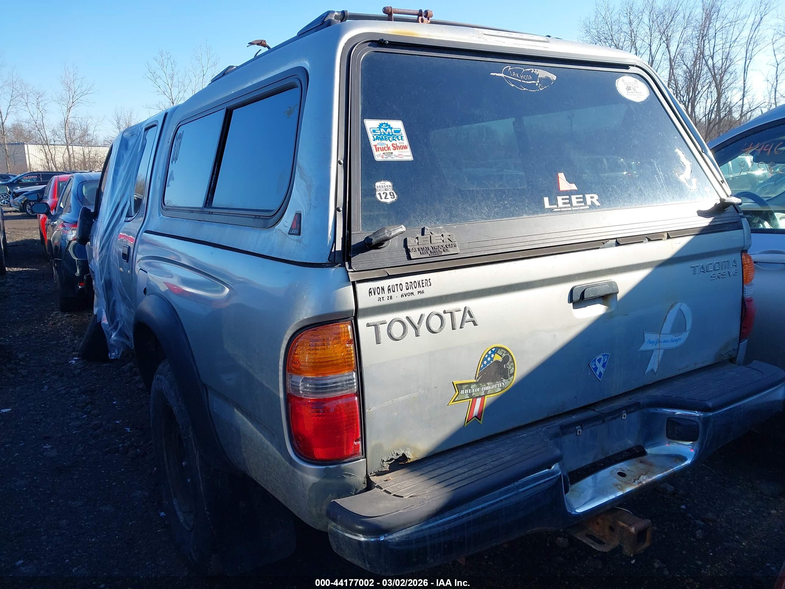 TOYOTA TACOMA image 3