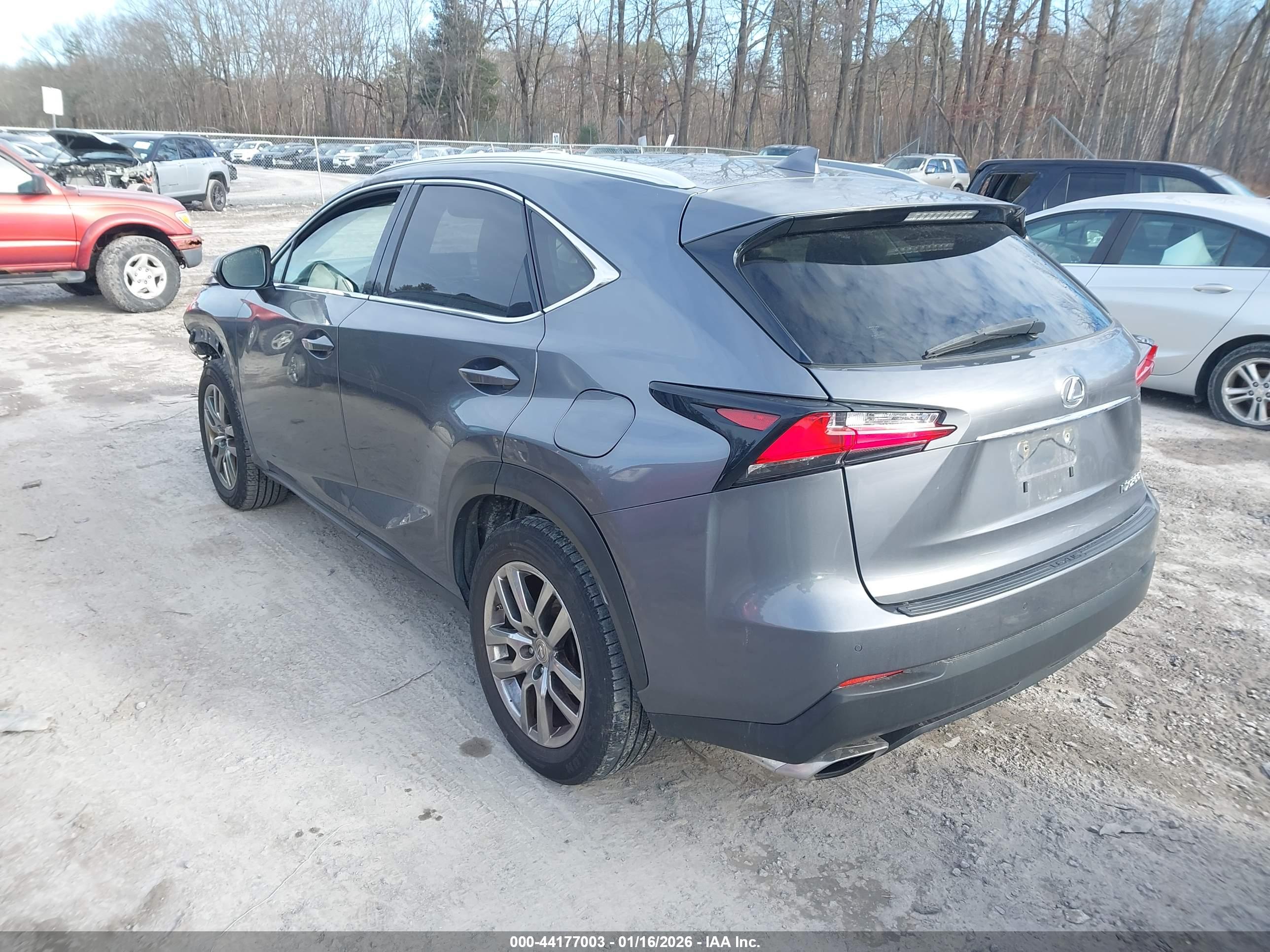 LEXUS NX image 3