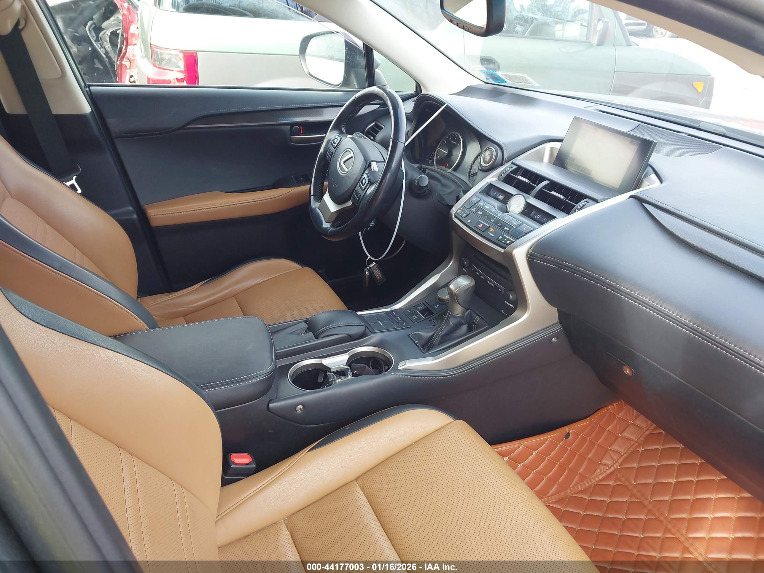 LEXUS NX image 5