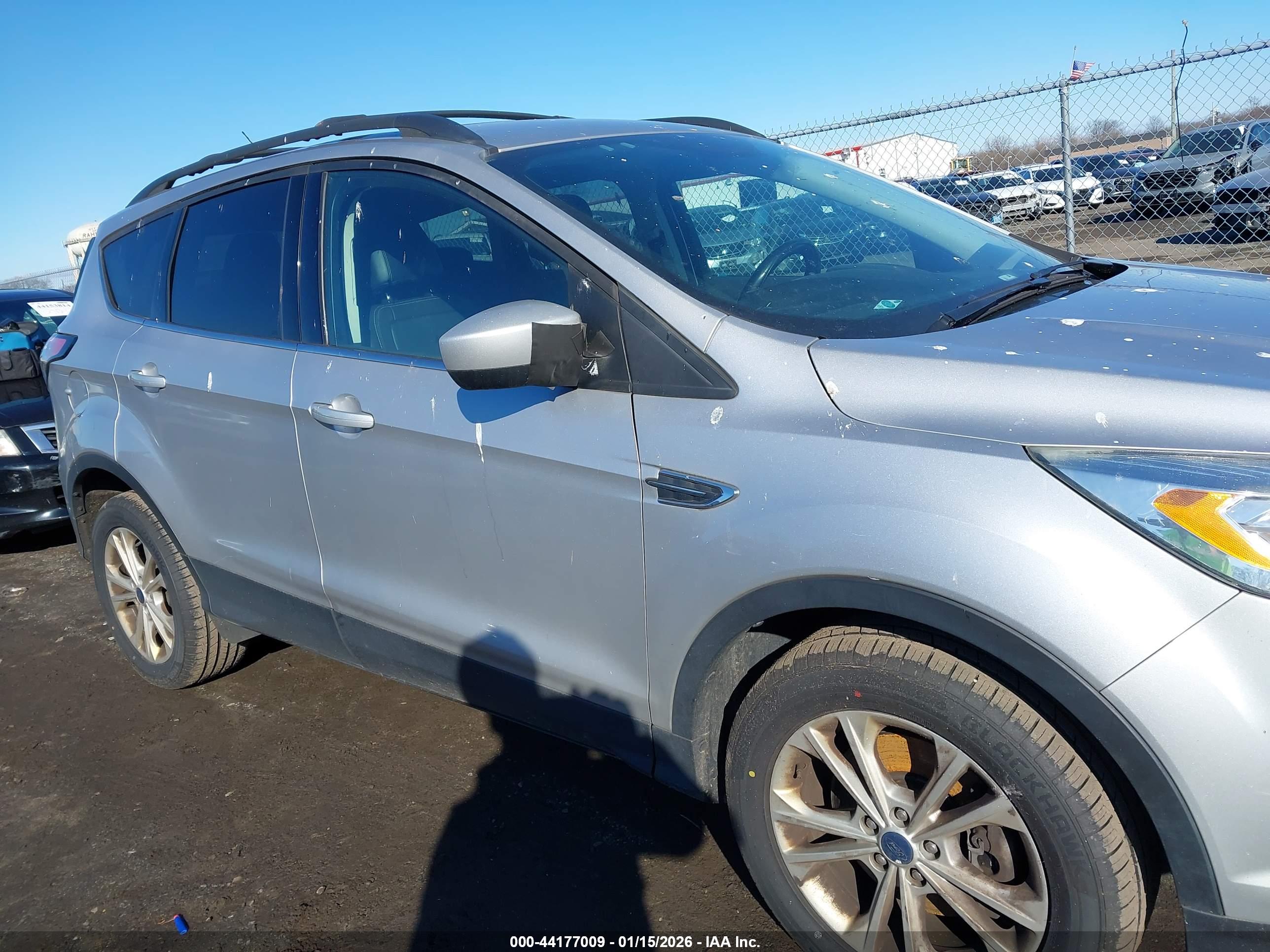 FORD ESCAPE image 6