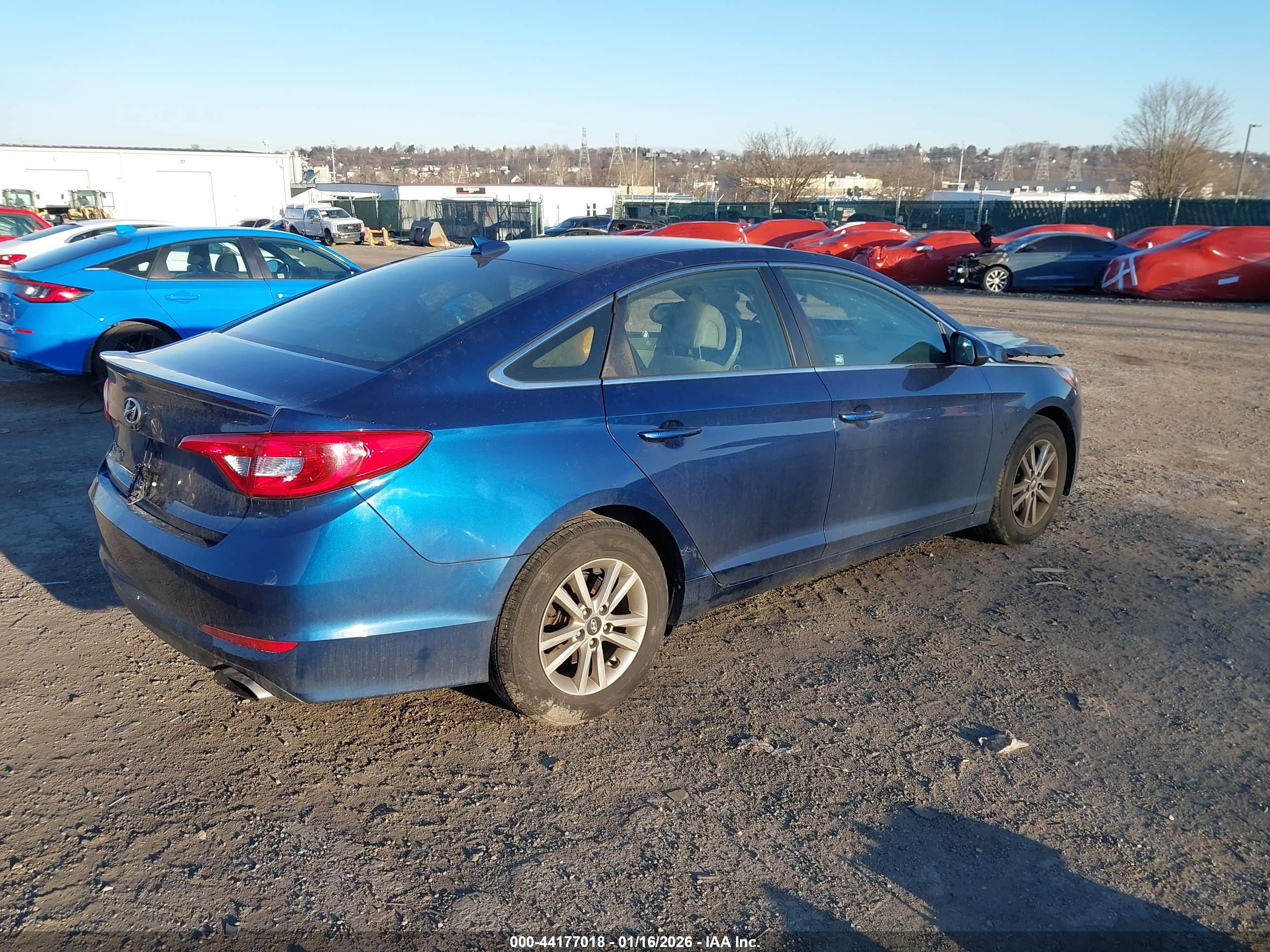 HYUNDAI SONATA image 4
